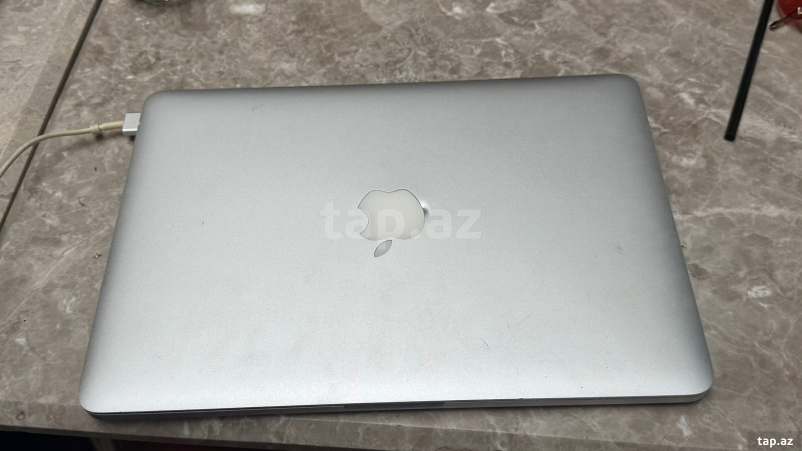 Apple Macbook Pro (Retina, 13-inch, Early 2015)