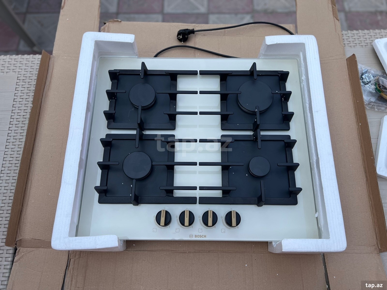 Qaz plitəsi Bosch PPP6B1B90R (3)
