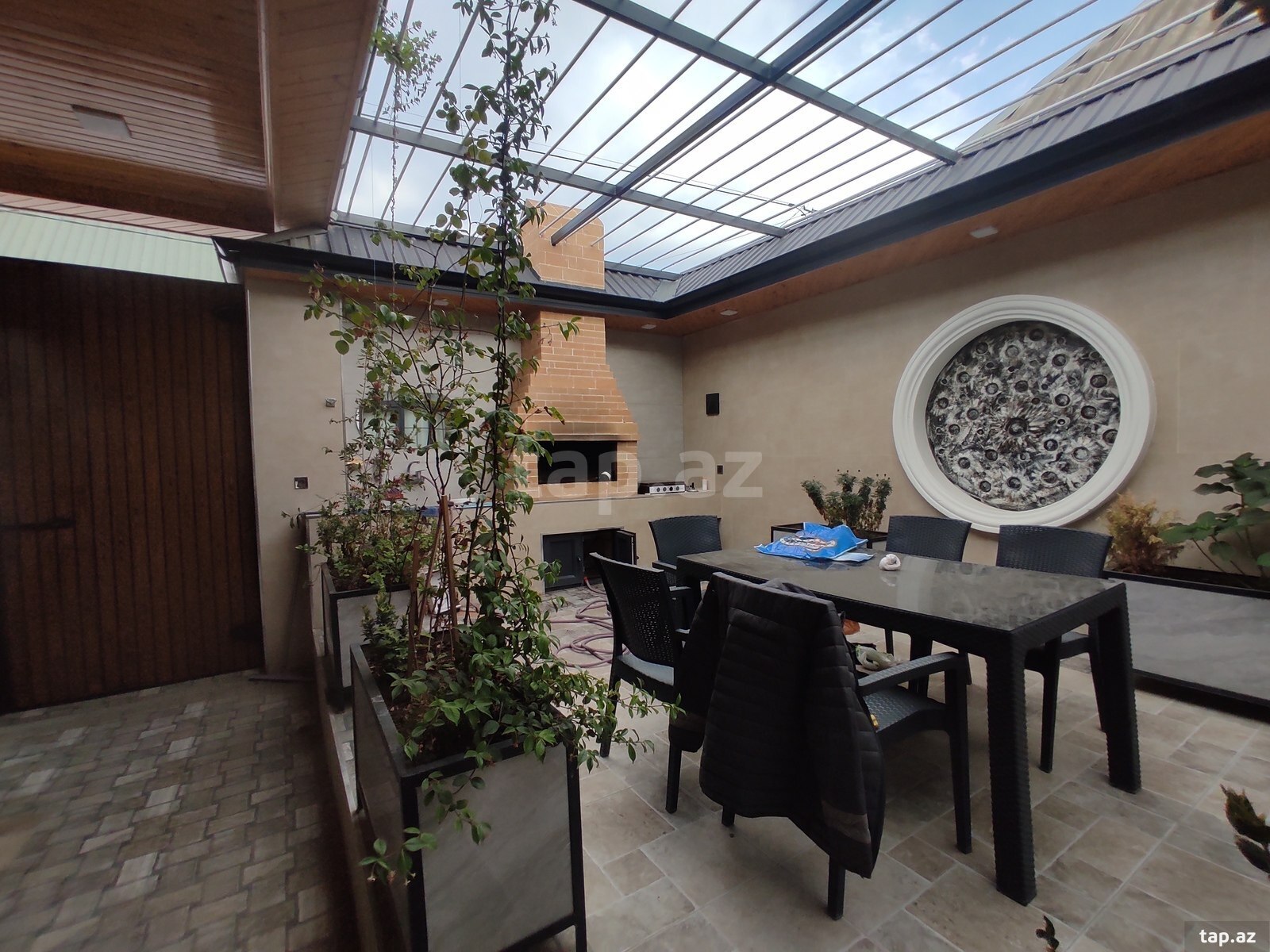 Həyət evi, Asəf Zeynallı küç. 55 (8)