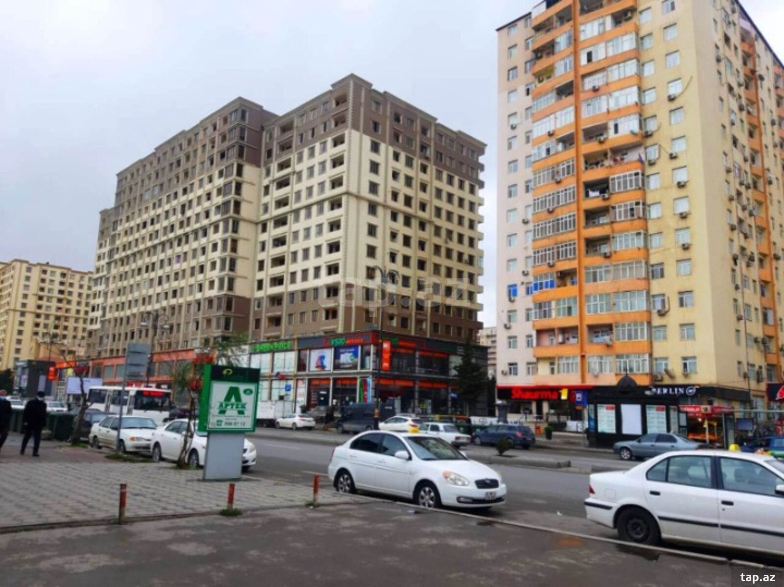 2-otaqlı yeni tikili, İnşaatçılar m., 95 m² (2)