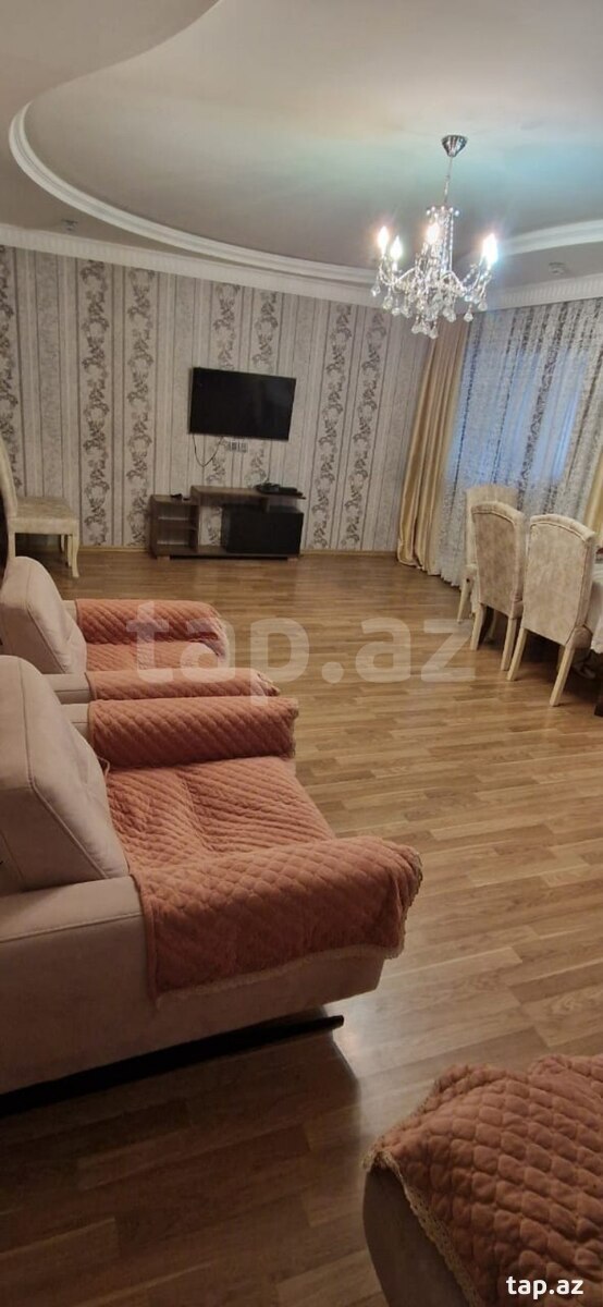4-otaqlı mənzil kirayə verilir, Gəncə ş., 100 m²