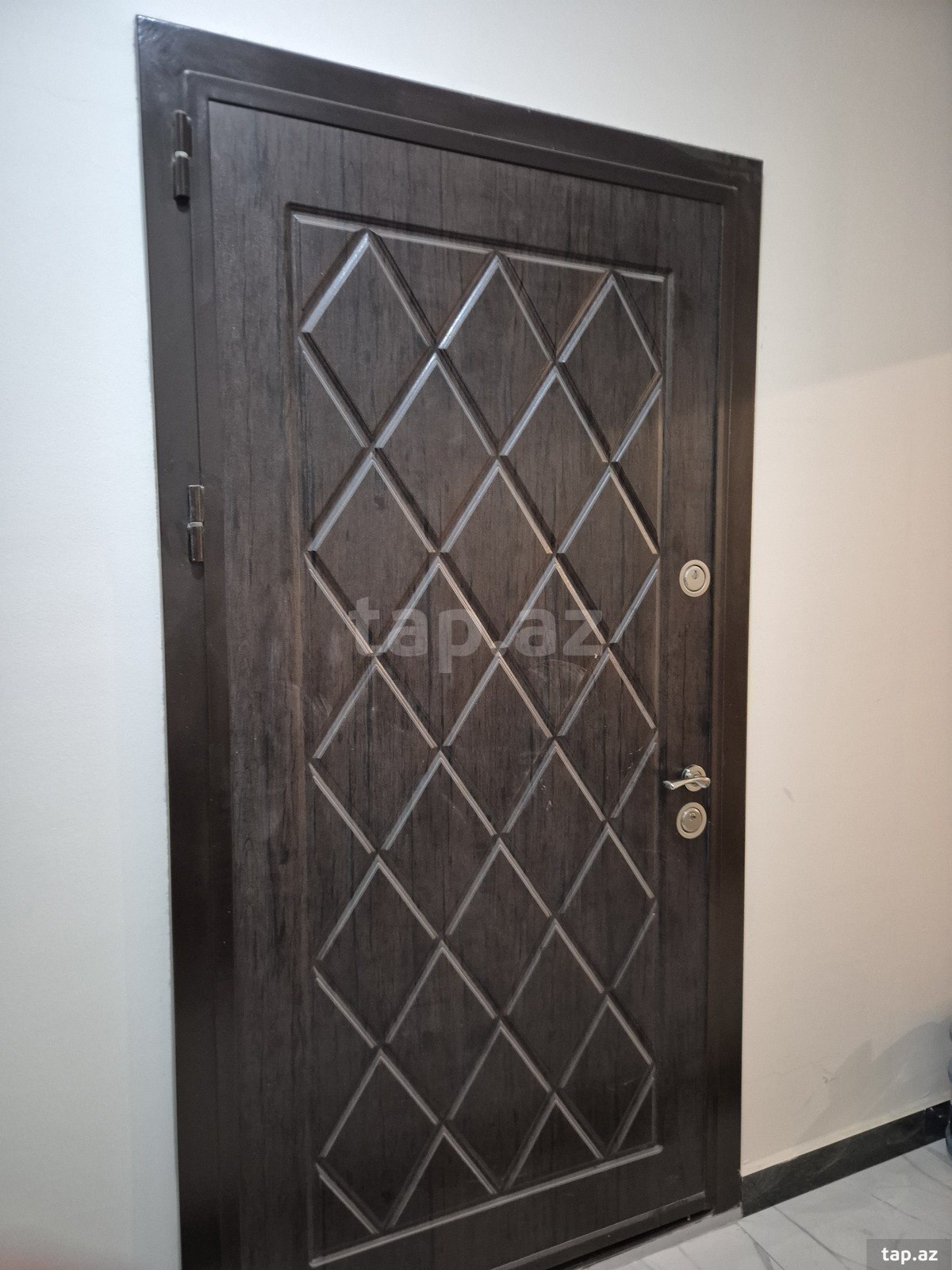 Qapı (3)