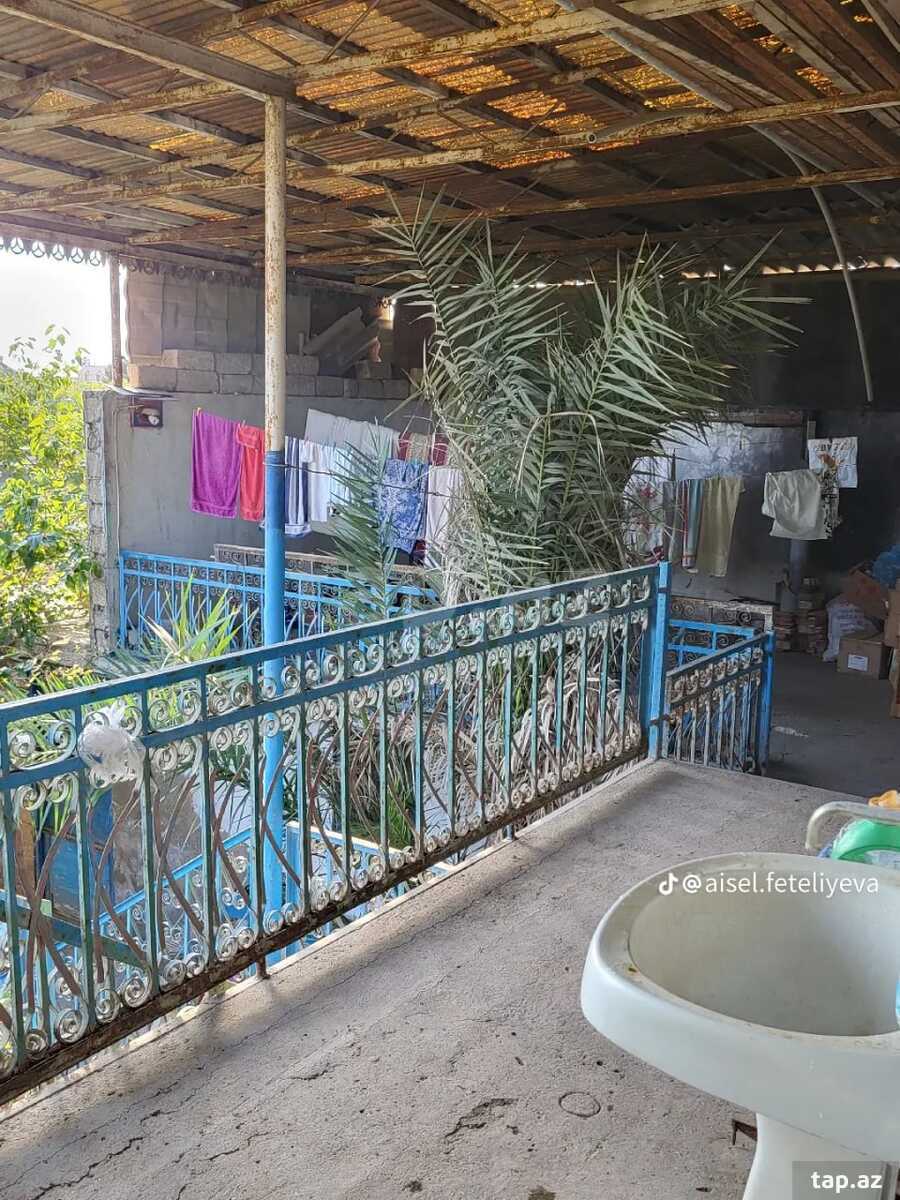Həyət evi, Buzovna qəs. (5)