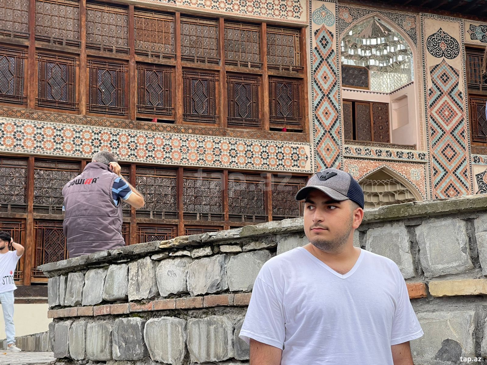 Qəlyançı işi axtarıram