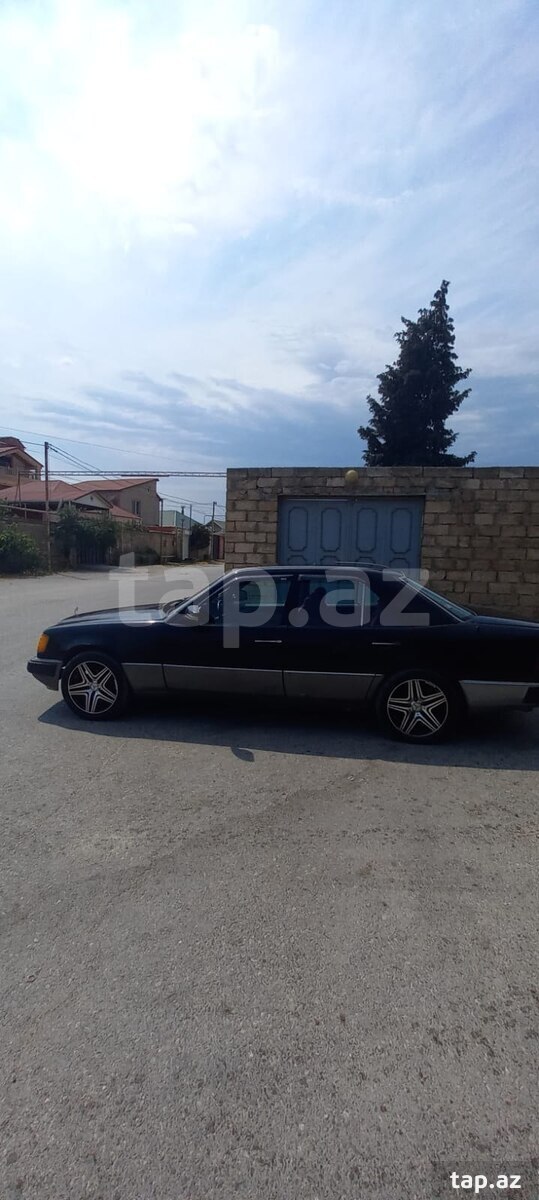 Mercedes E 230, 1991 il (2)