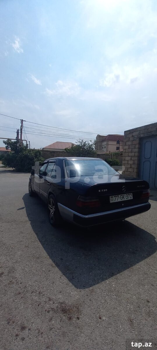 Mercedes E 230, 1991 il (3)