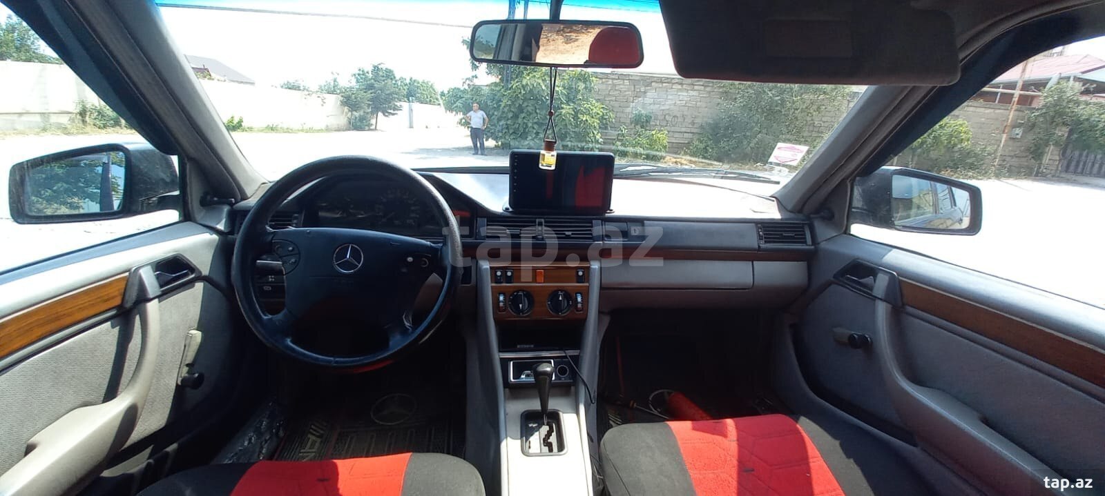 Mercedes E 230, 1991 il (6)
