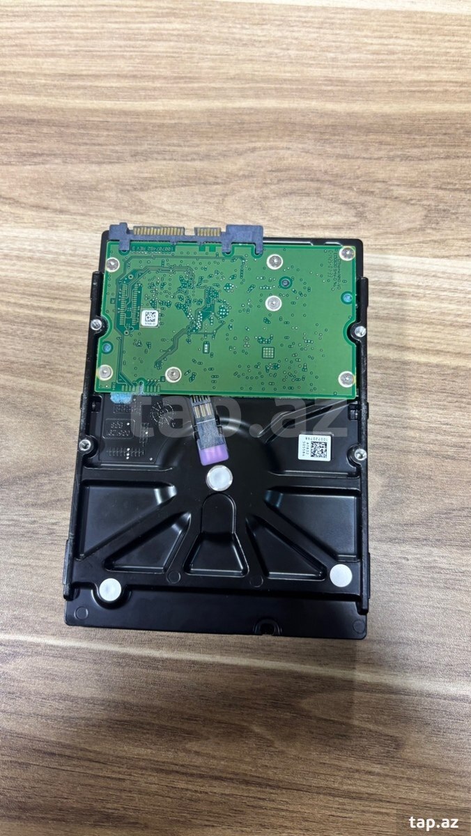 Seagate Constellation ES.3 4TB Enterprise SAS HDD  (2)