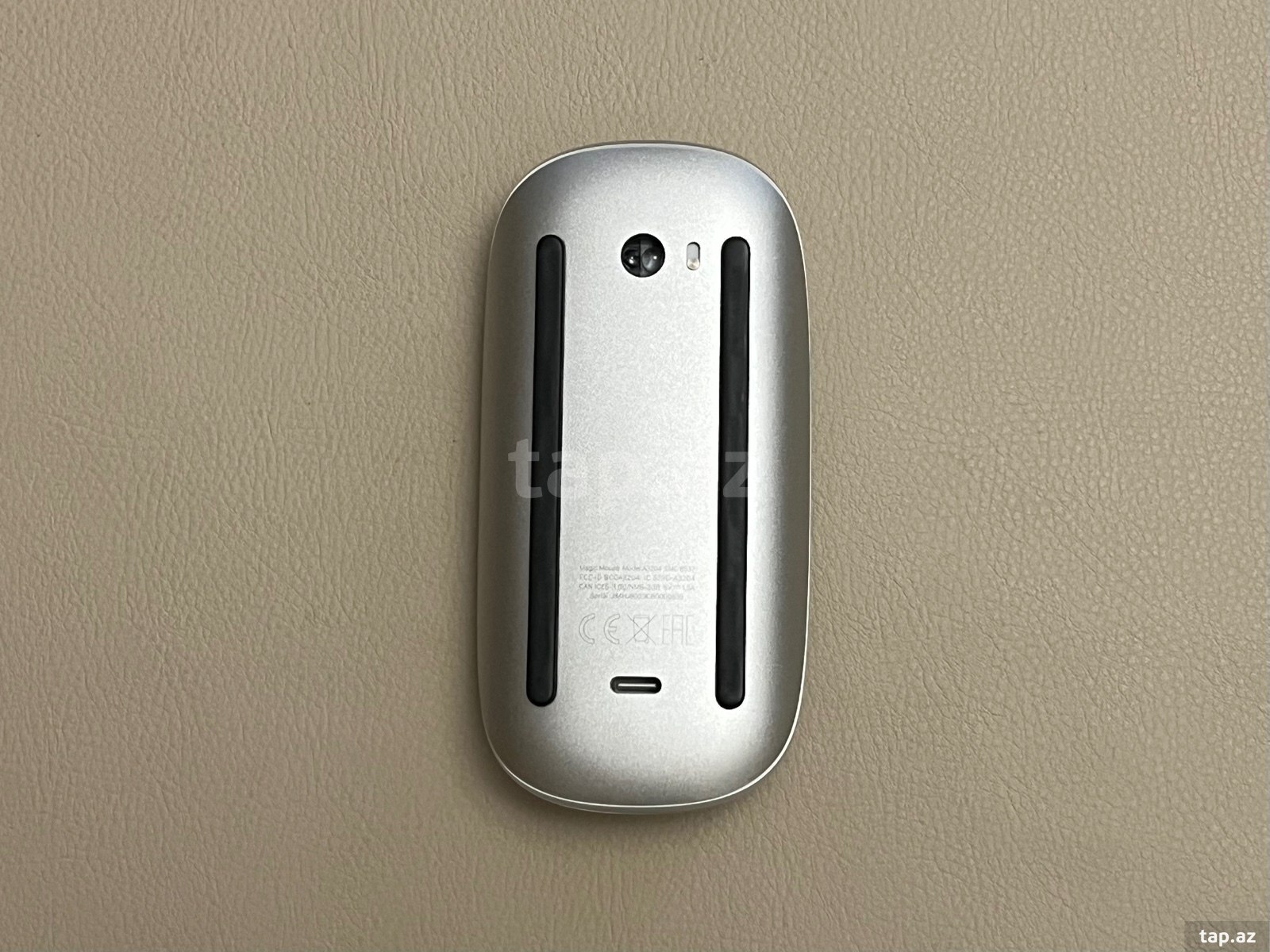 Apple Magic Mouse 4  (2)