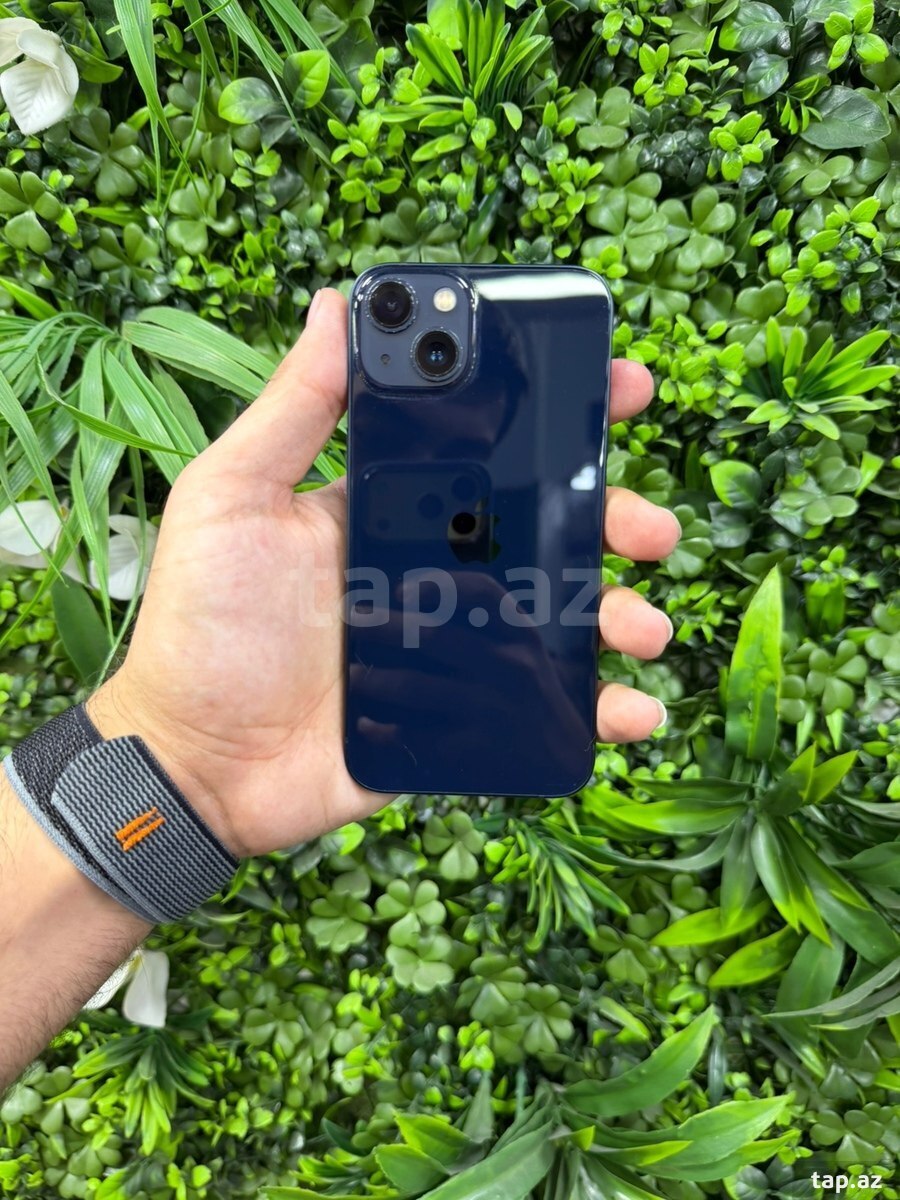 Apple iPhone 13 Midnight 128GB/4GB