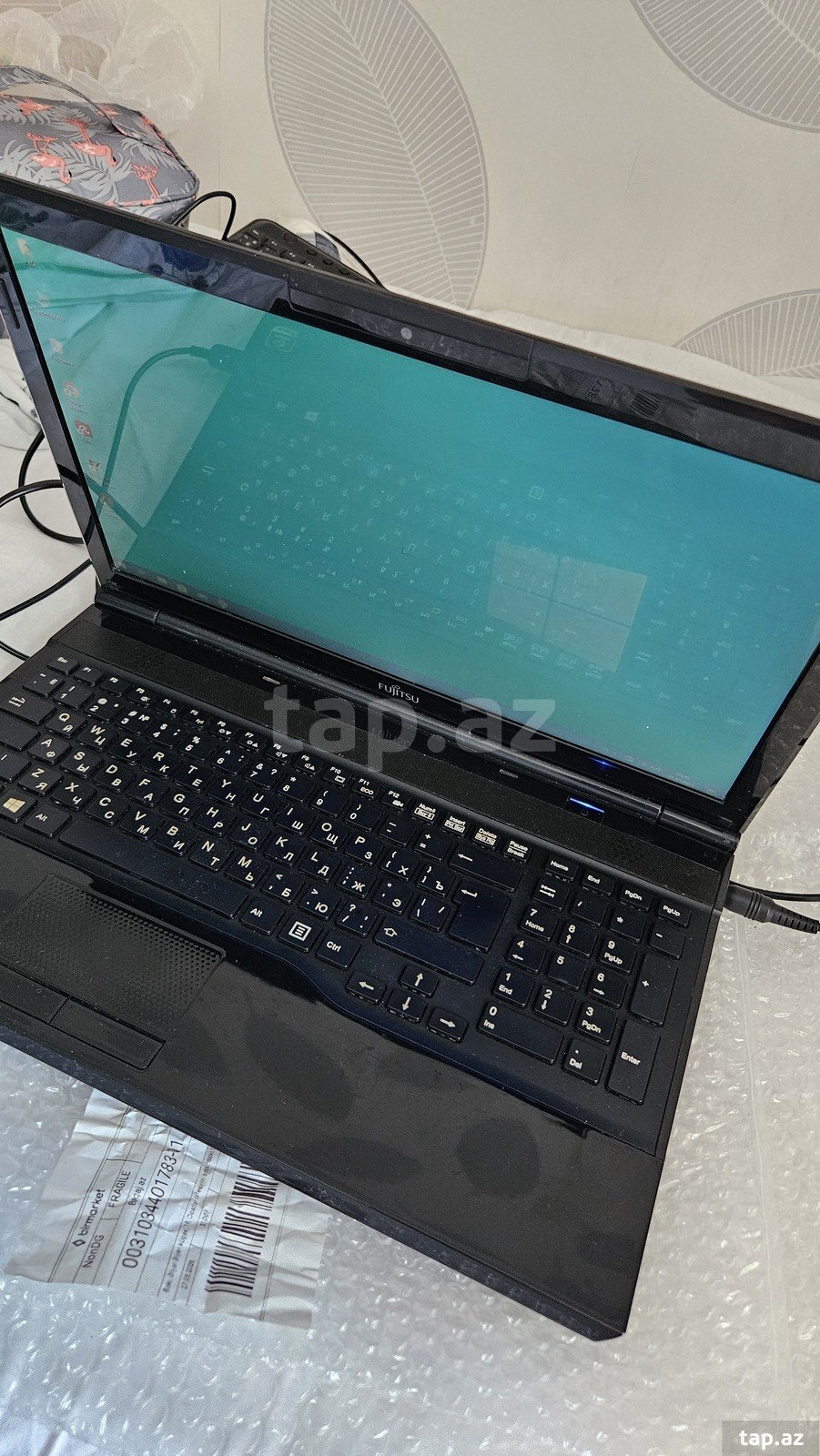 Noutbuk Fujitsu-Siemens   (2)