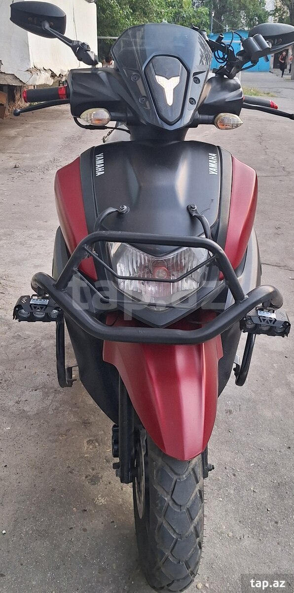 Moped Yamaha, 2022 il (3)