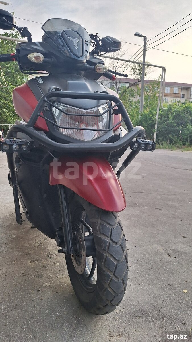 Moped Yamaha, 2022 il (6)