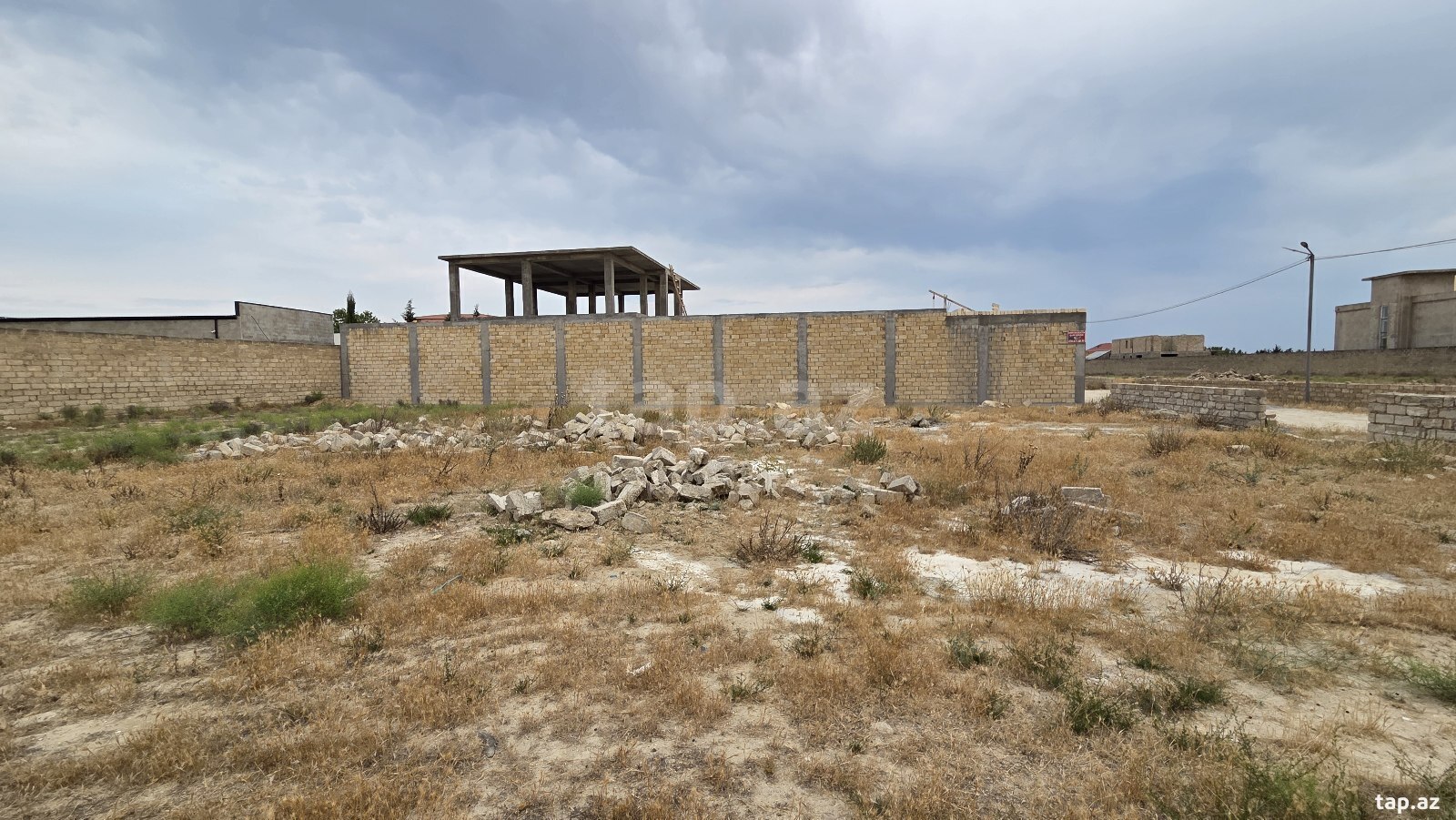 6 sot torpaq sahəsi, Şüvəlan qəs. (4)