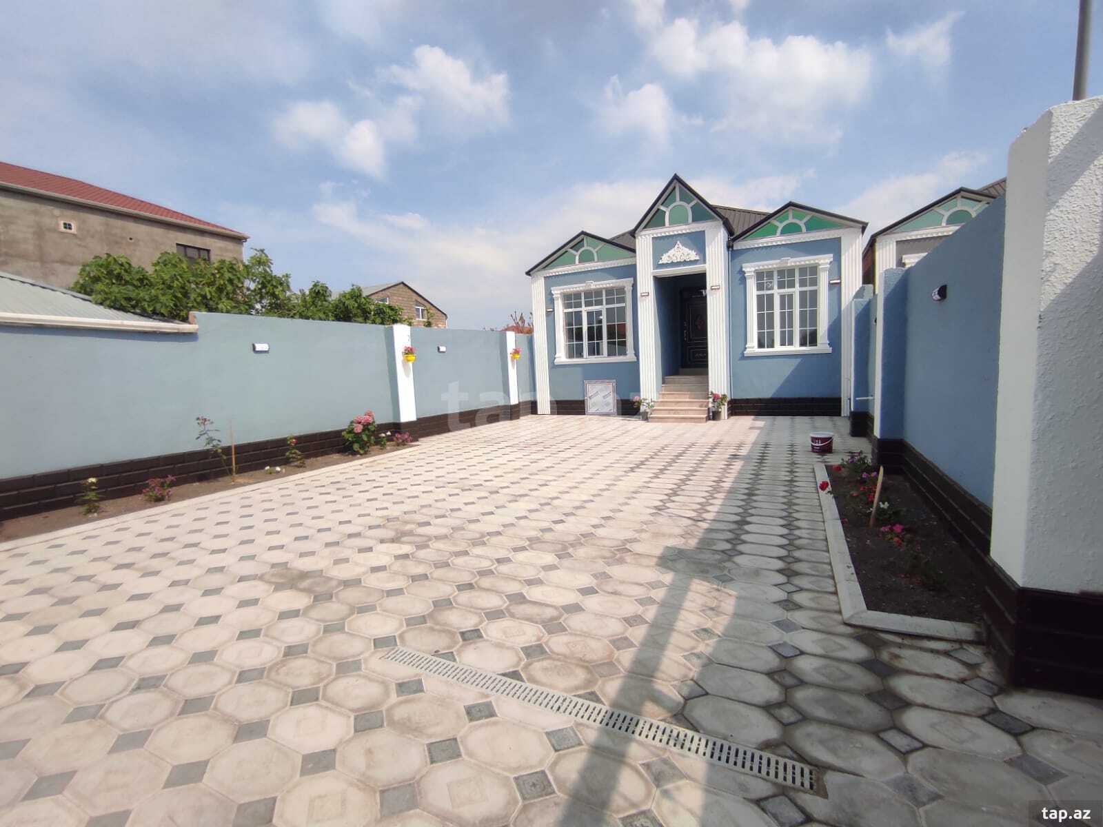 Həyət evi, Saray qəs. (2)