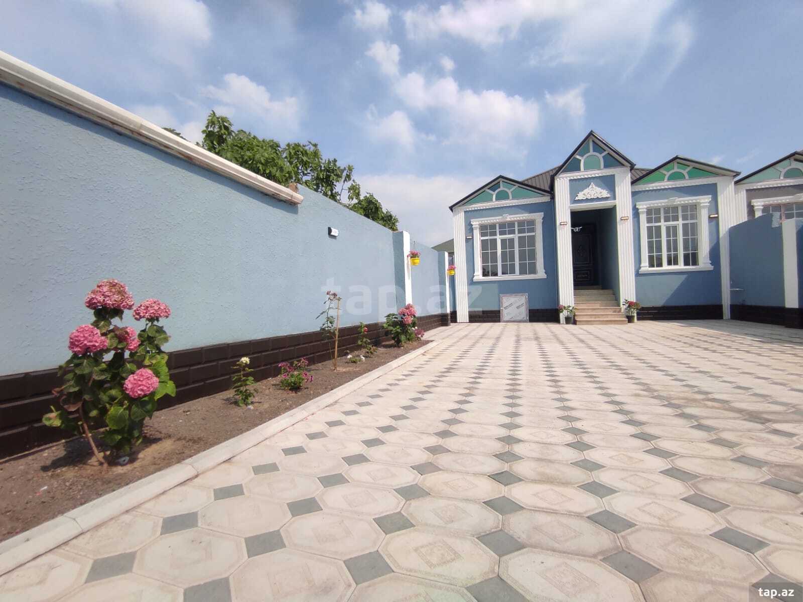 Həyət evi, Saray qəs. (9)