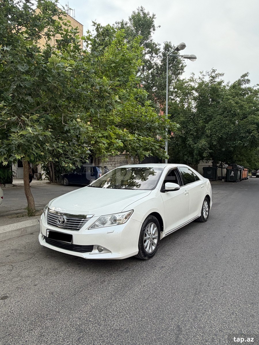 Toyota Camry, 2013 il