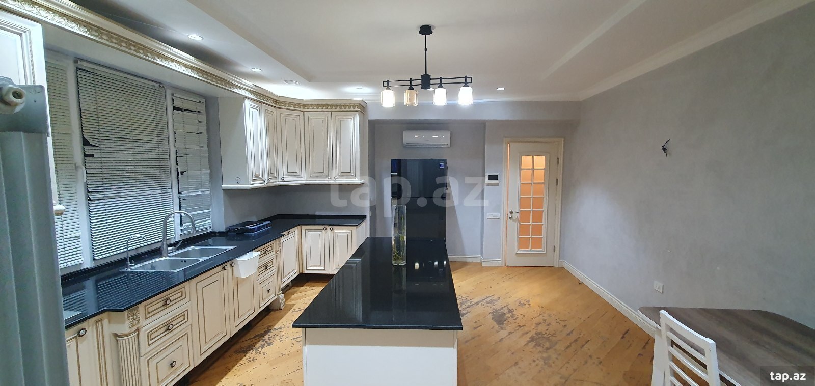 4-otaqlı yeni tikili kirayə verilir, Nəsimi m., 165 m² (20)
