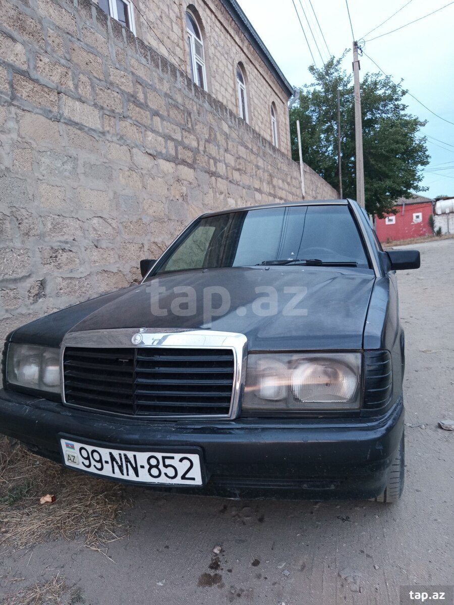 Mercedes 190, 1990 il (5)