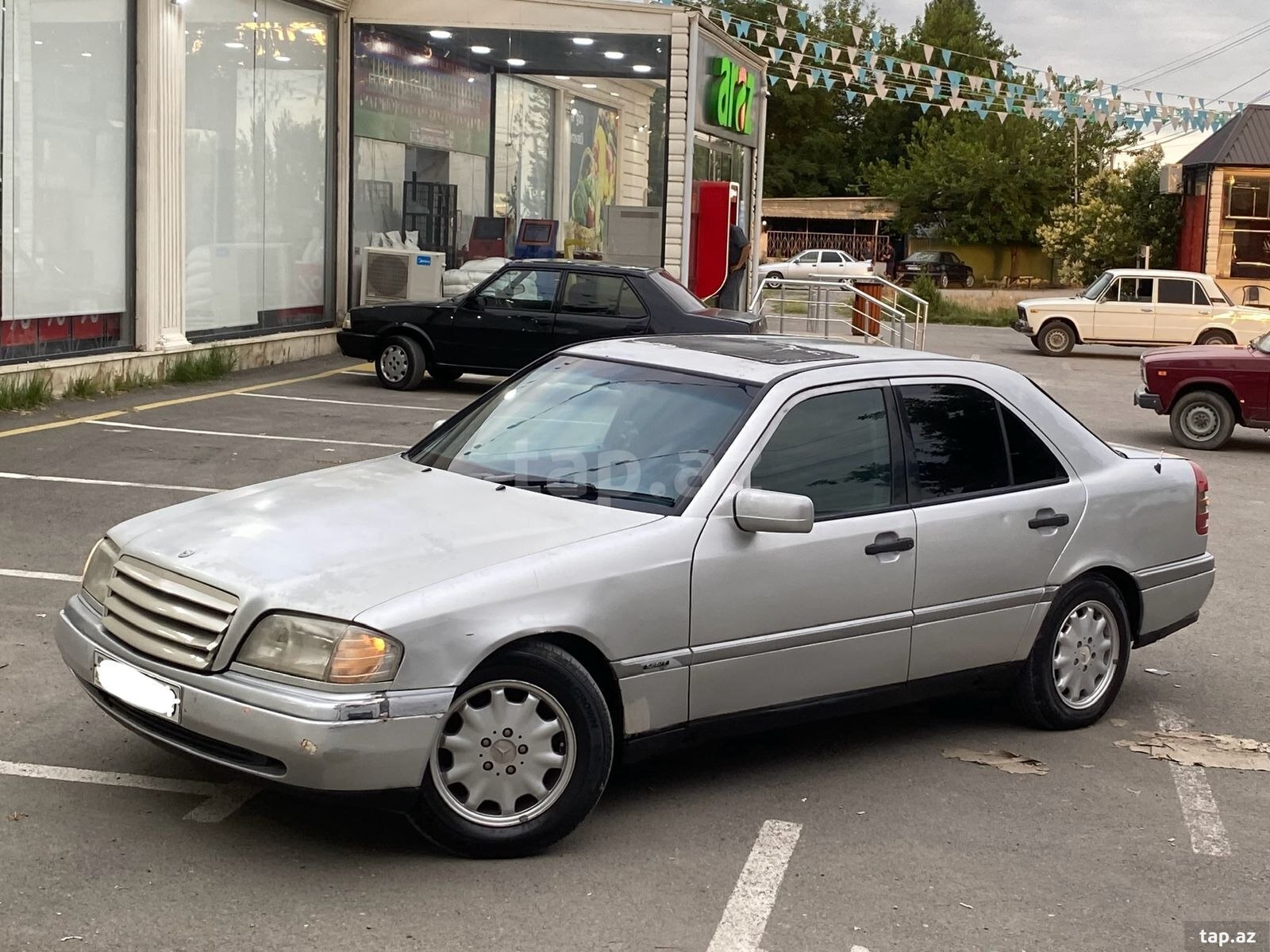 Mercedes C 180, 1996 il (11)