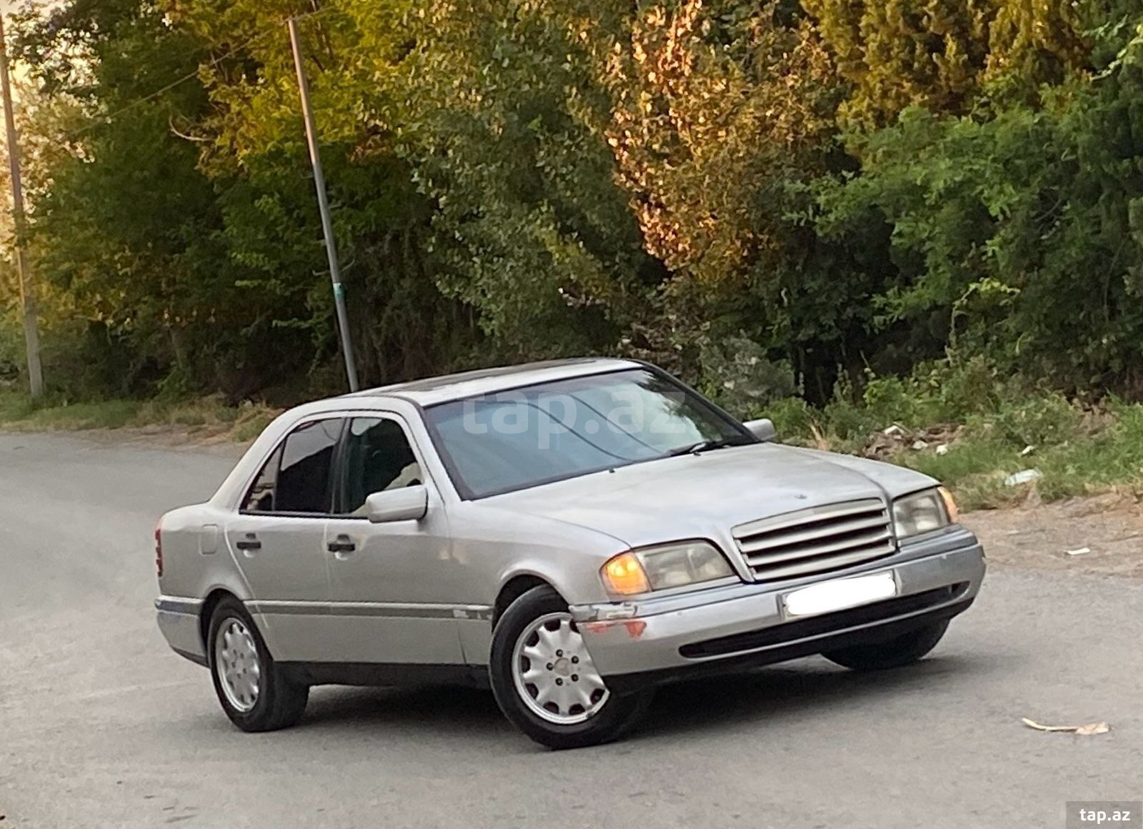 Mercedes C 180, 1996 il (13)