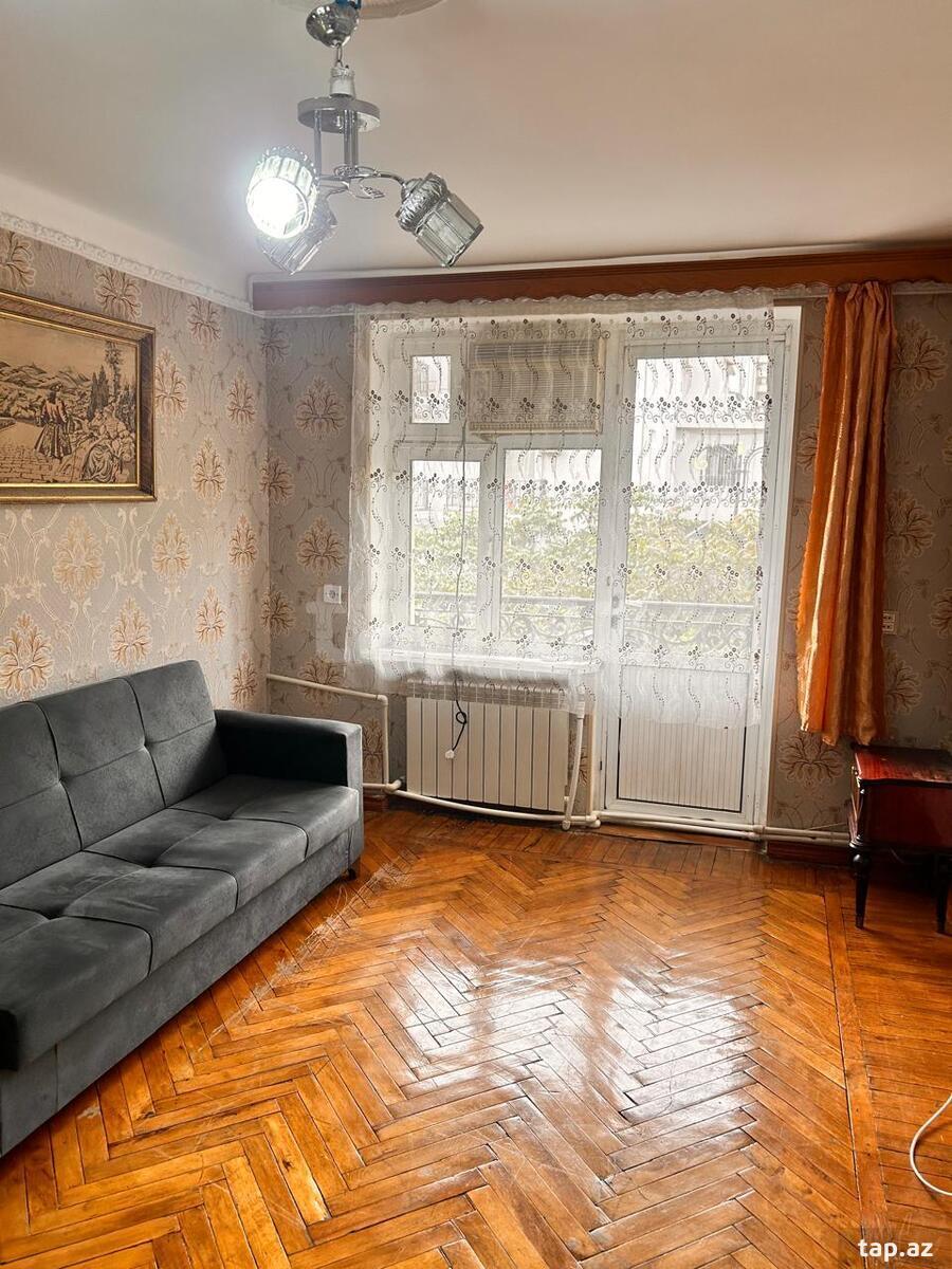 2-otaqlı mənzil, A. Cəlilov küç. 8, 49 m²