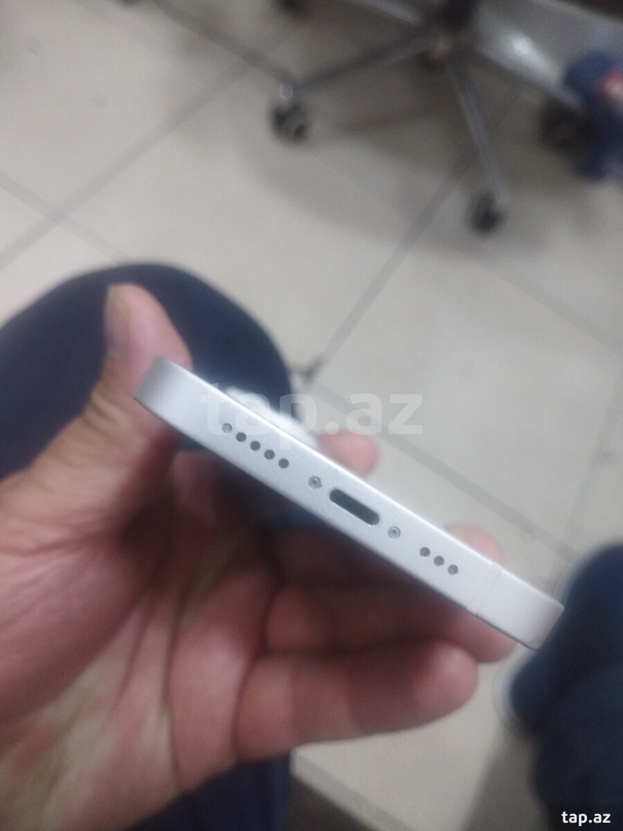 Apple iPhone 14 Starlight 256GB/4GB (3)