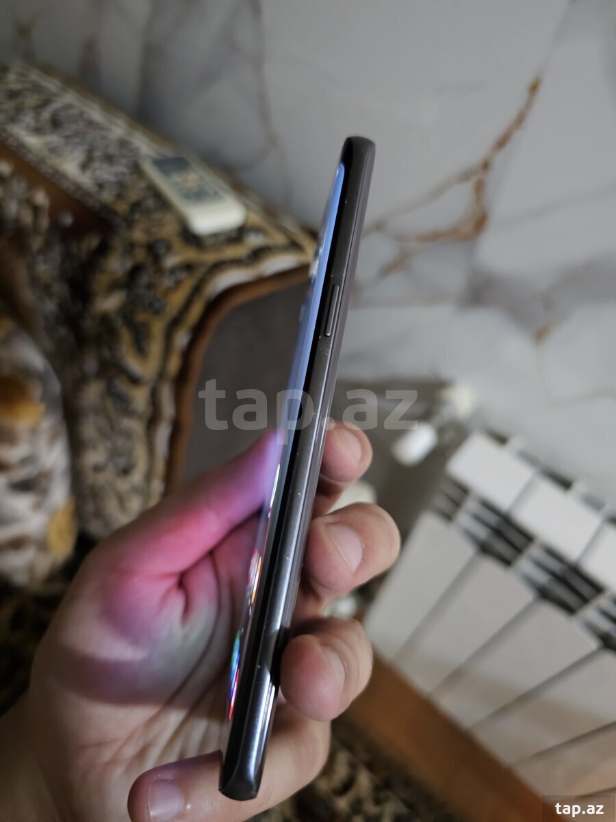 Samsung Galaxy S9 Titanium Gray 64GB/4GB (4)