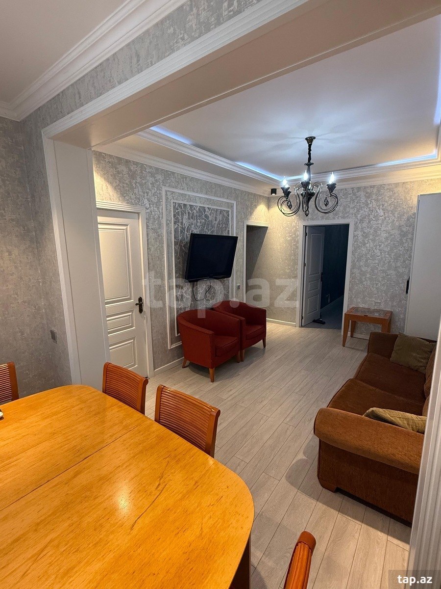 2-otaqlı mənzil kirayə verilir, 20 Yanvar m., 95 m²