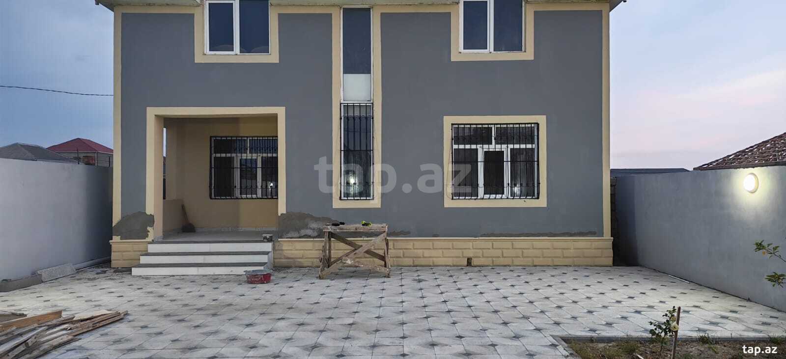 Həyət evi, Savalan qəs. (2)