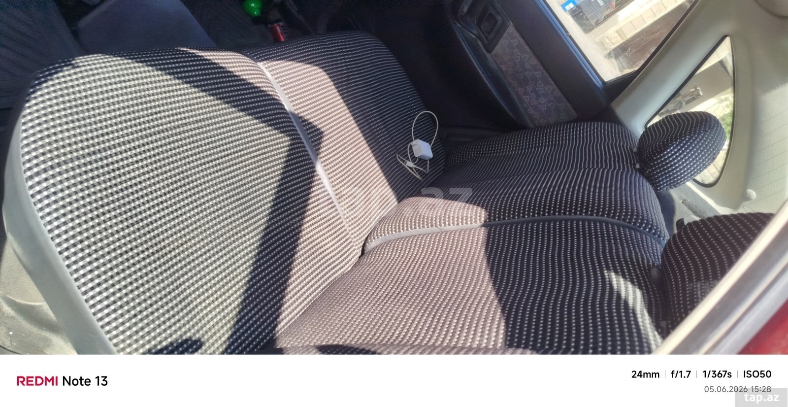 Volkswagen Polo, 1995 il (9)