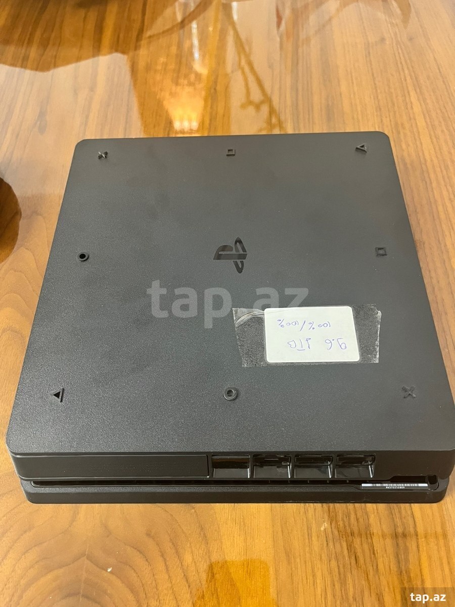 Playstation 4 Slim 1TB (9.6) (3)