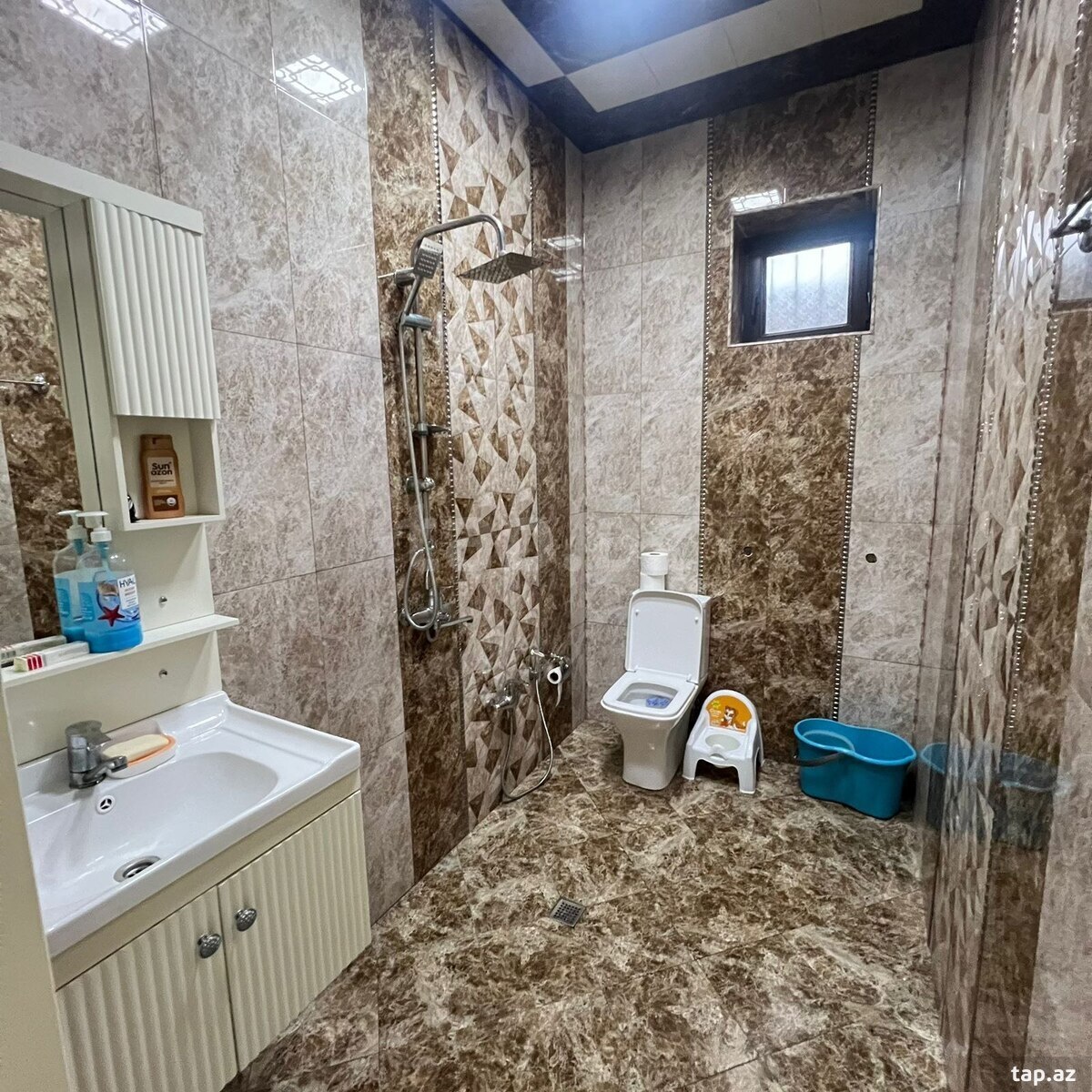 Bağ evi, Saray qəs. (6)
