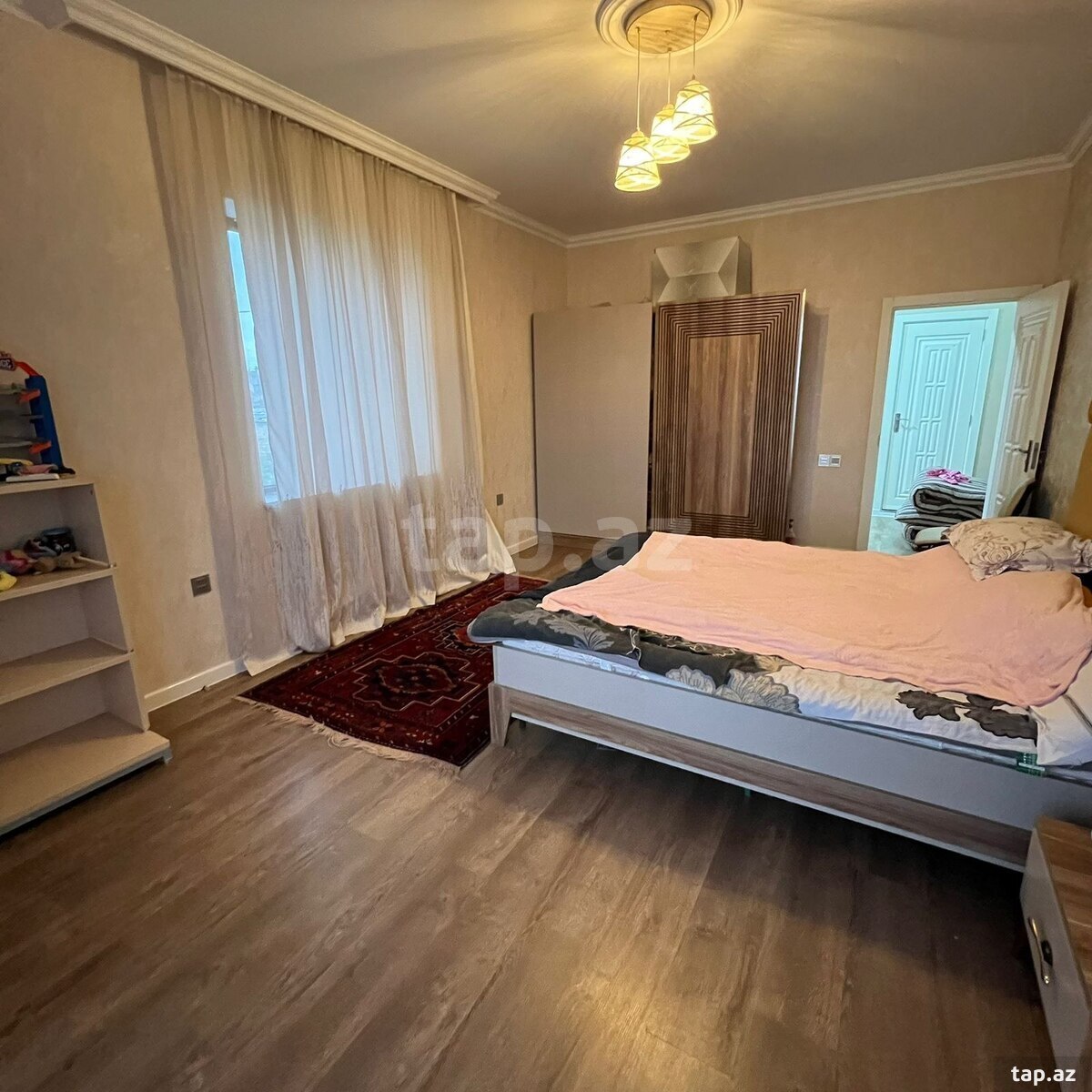 Bağ evi, Saray qəs. (7)