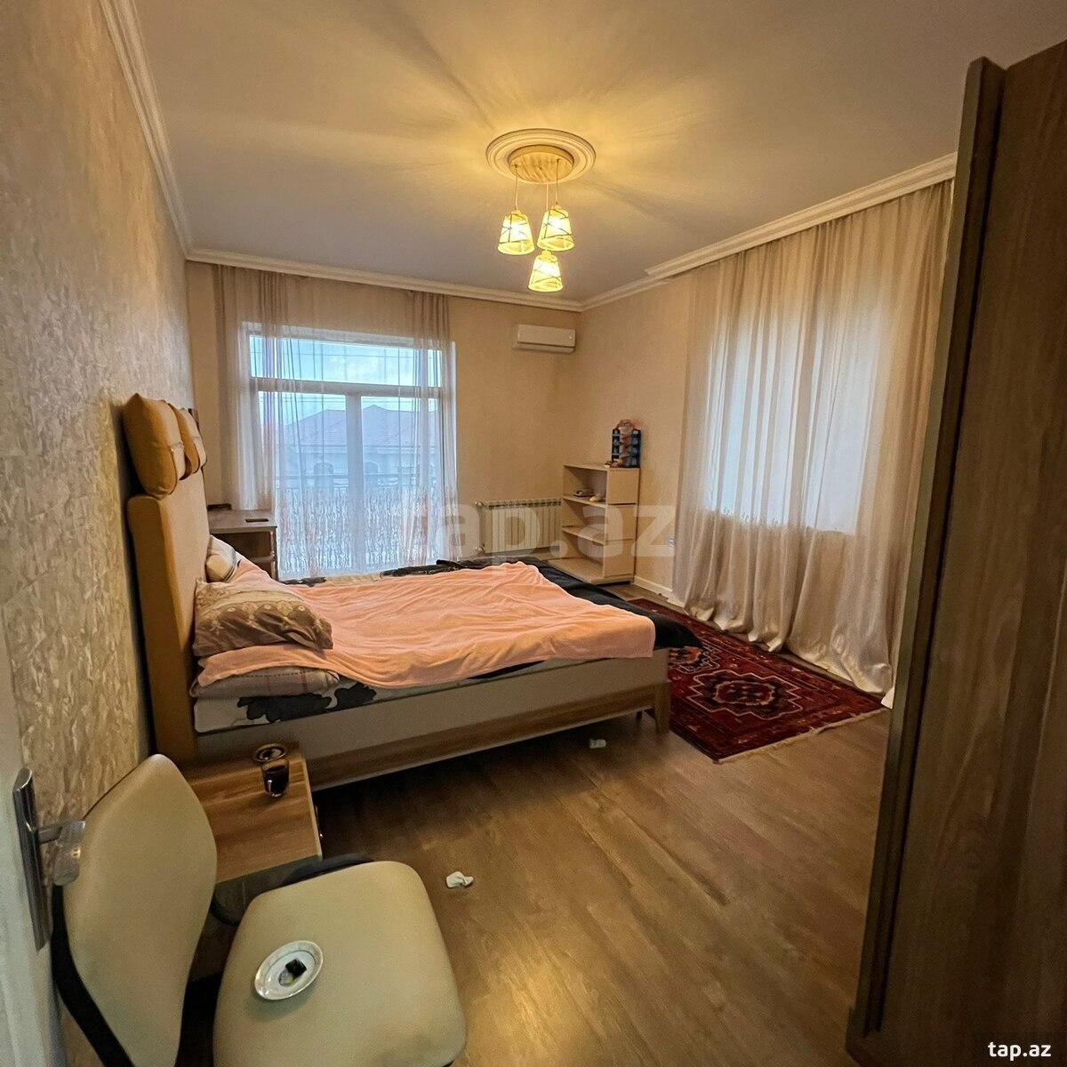 Bağ evi, Saray qəs. (9)