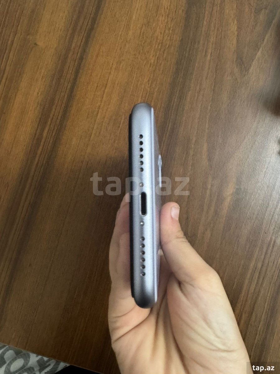 Apple iPhone 11 Purple 64GB/4GB (6)