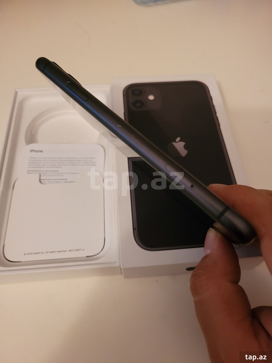 Apple iPhone 11 Black 128GB/4GB (4)