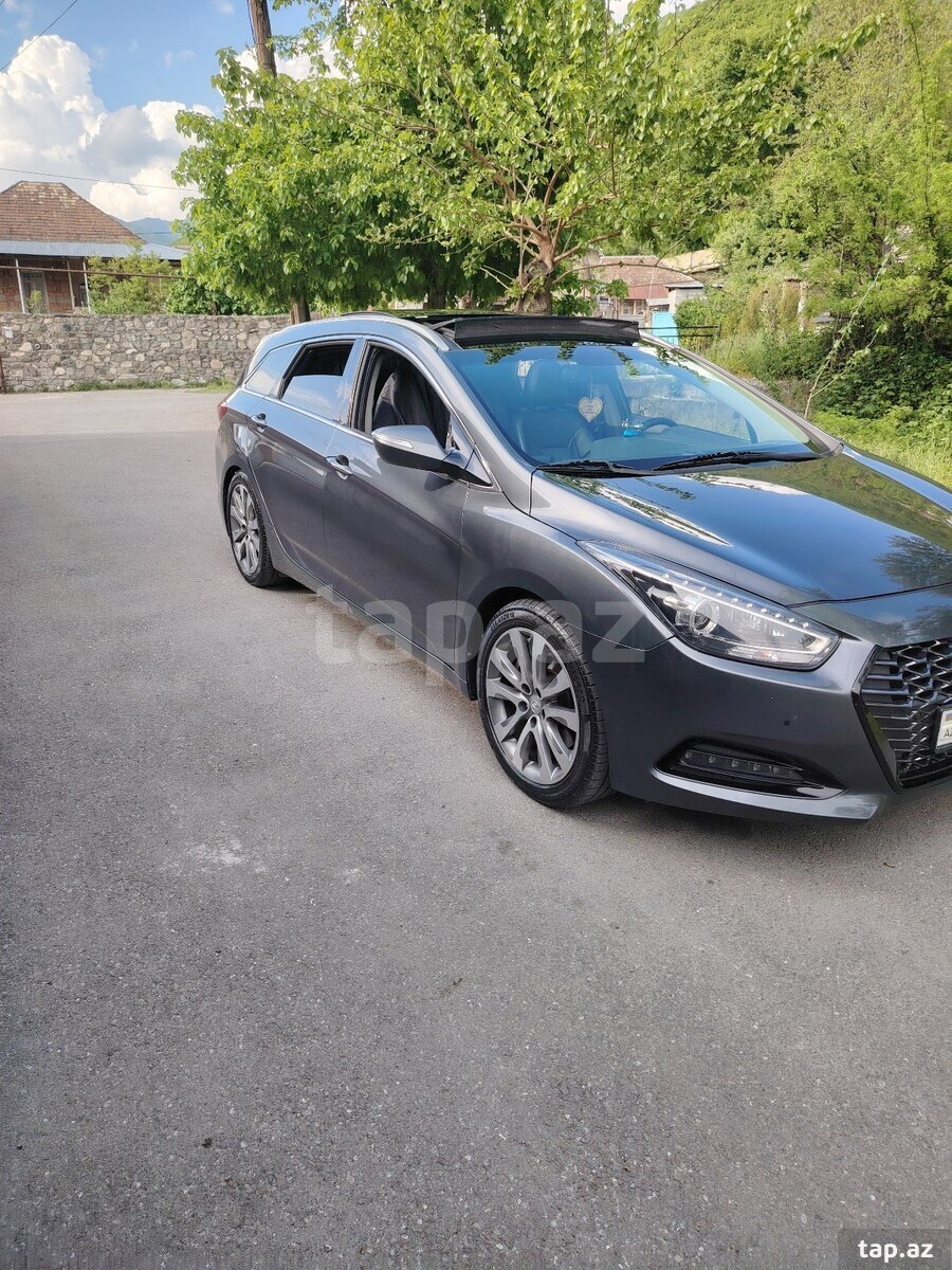 Hyundai i40, 2012 il (2)