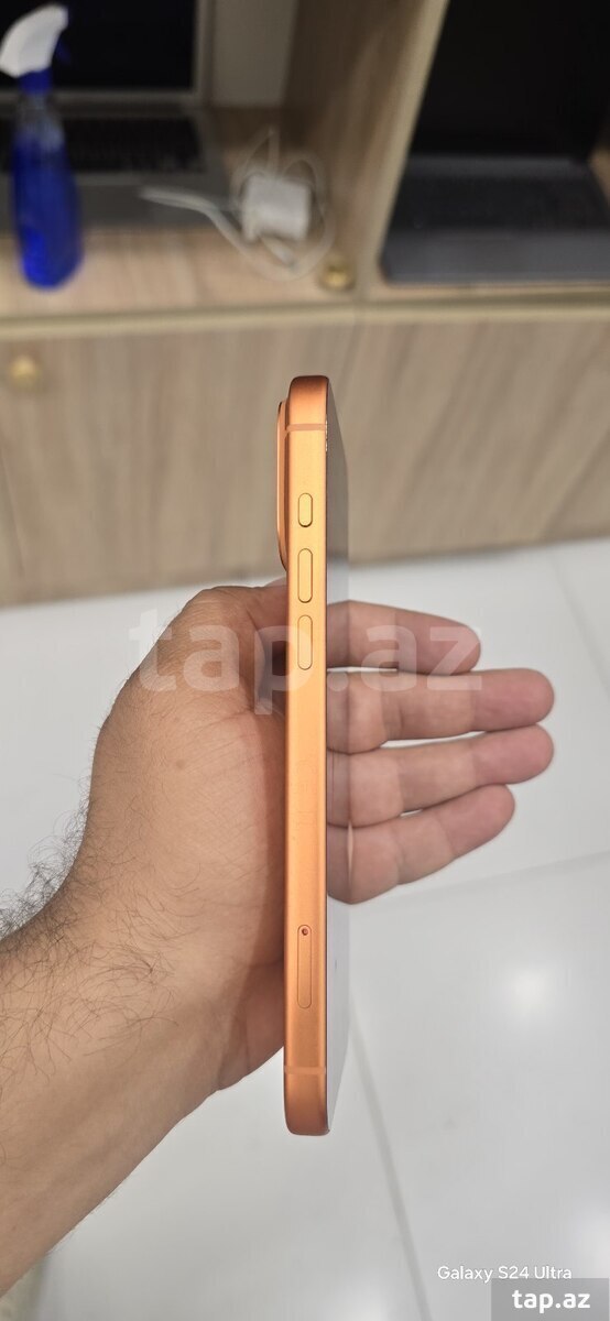 Apple iPhone 17 Pro Max Cosmic Orange 512GB/12GB (5)