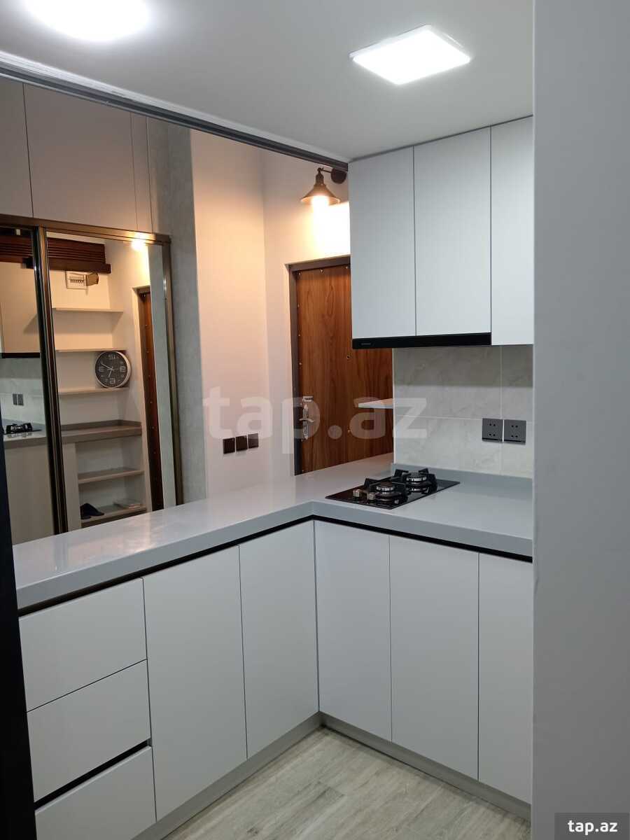 2-otaqlı mənzil kirayə verilir, Sahil m., 50 m²