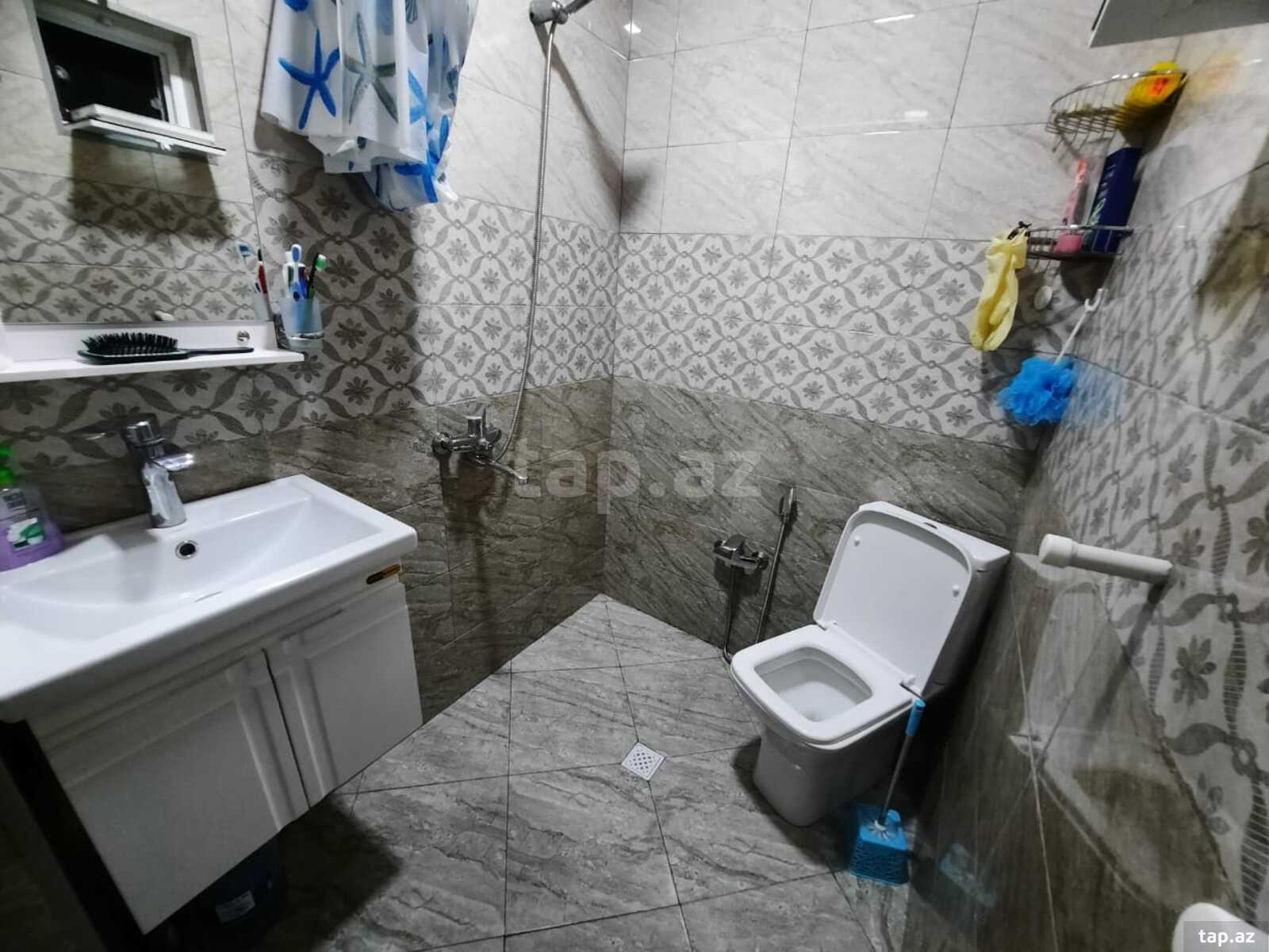 Həyət evi, Binə qəs. (10)