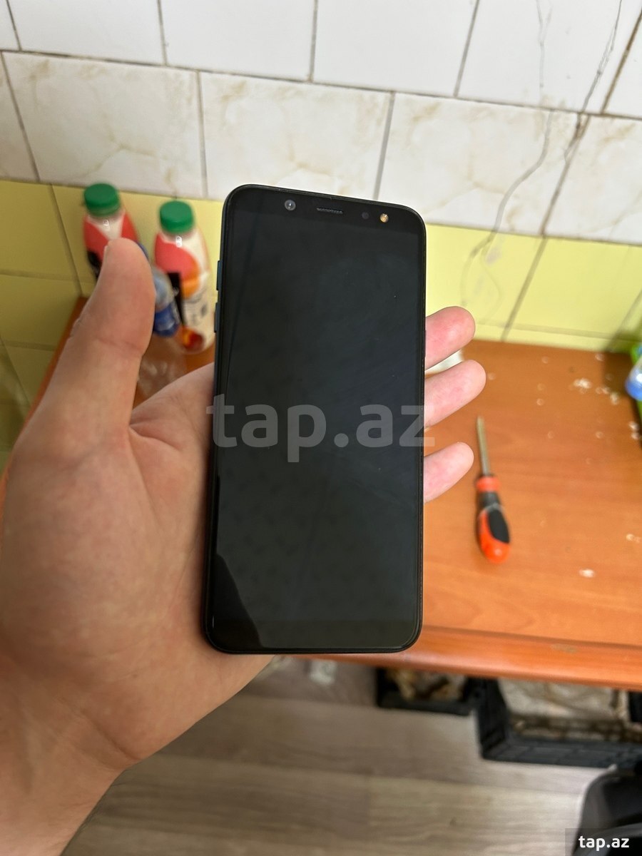 Samsung Galaxy A6 (2018) Blue 32GB/3GB (2)