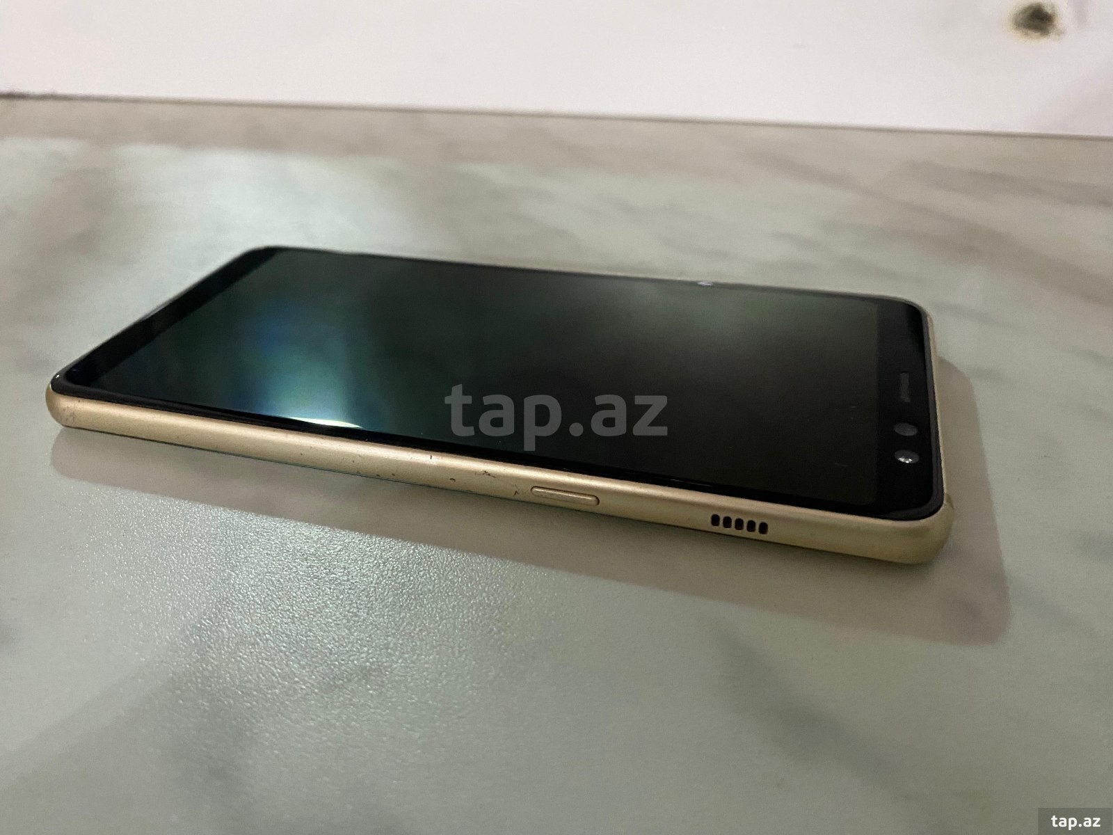 Samsung Galaxy A8 (2018) Gold 32GB/4GB (8)