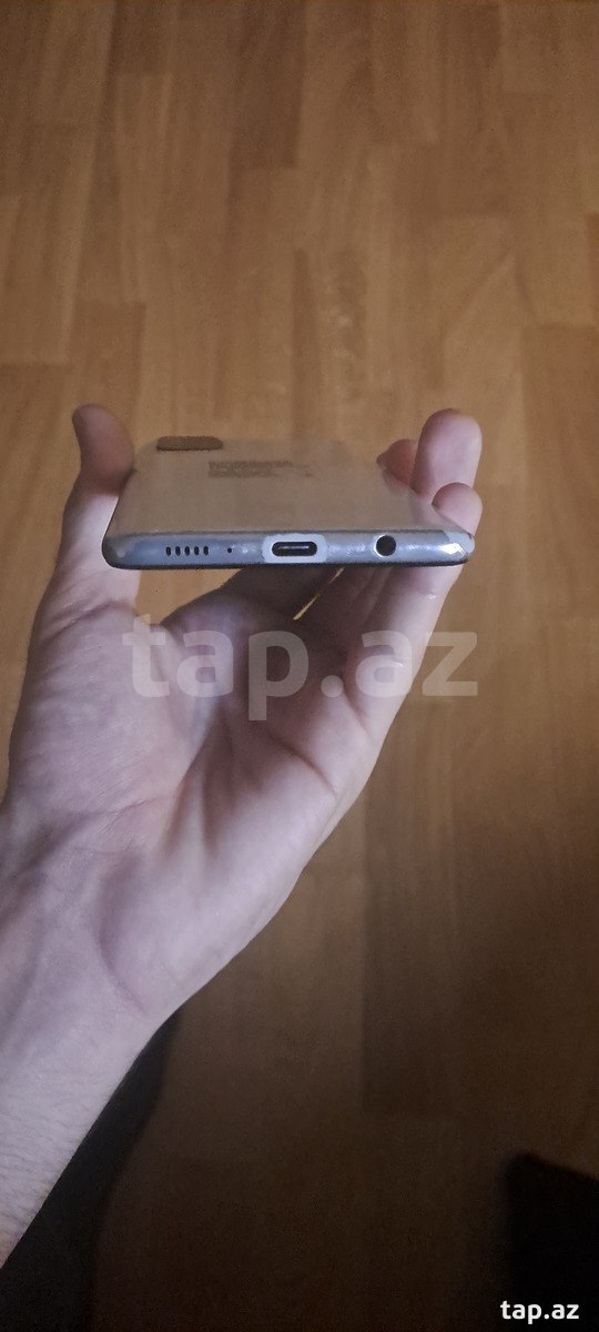 Samsung Galaxy A51 White 64GB/4GB (3)