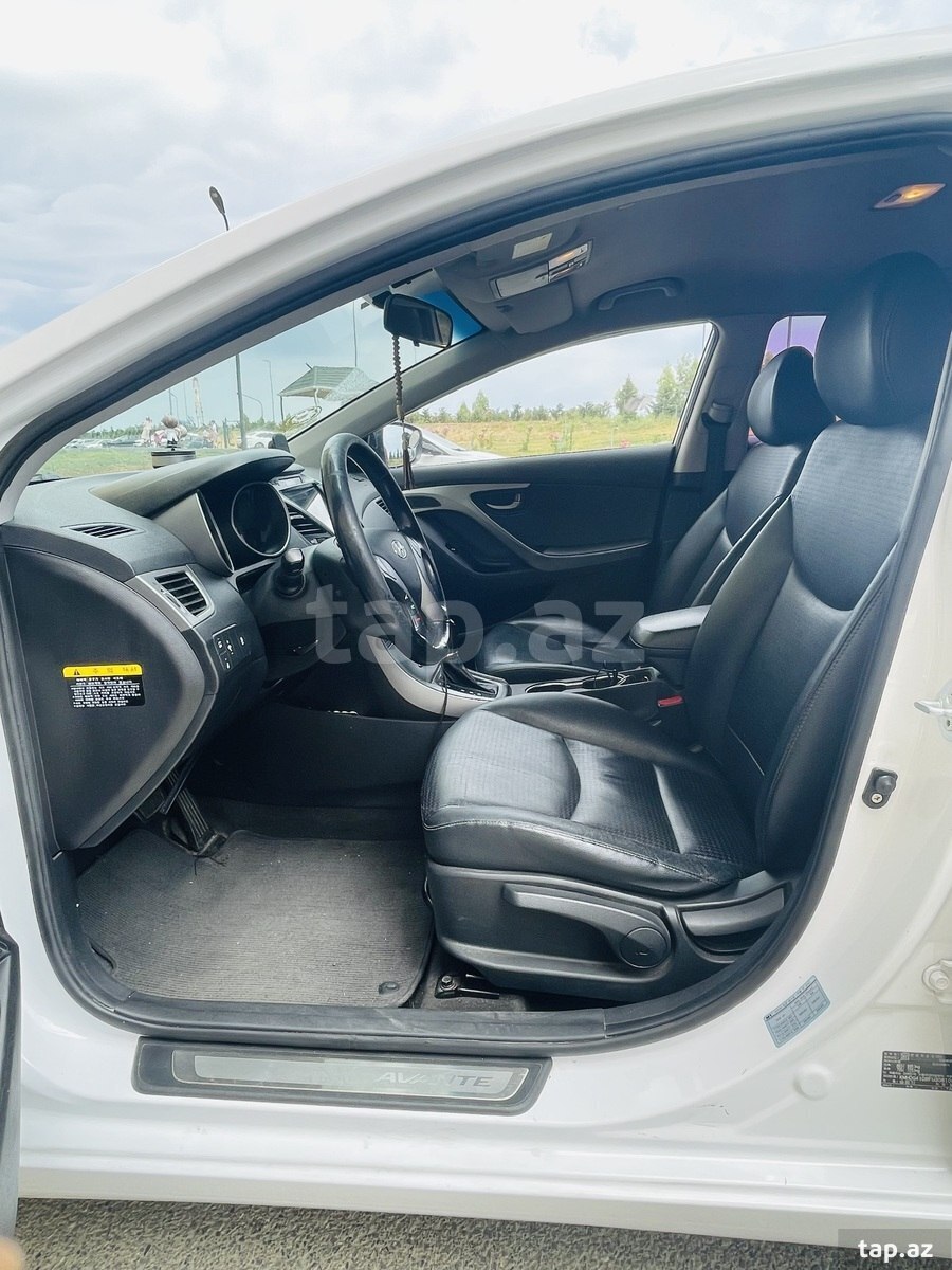 Hyundai Elantra, 2014 il (8)