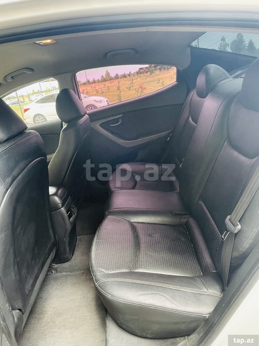 Hyundai Elantra, 2014 il (7)