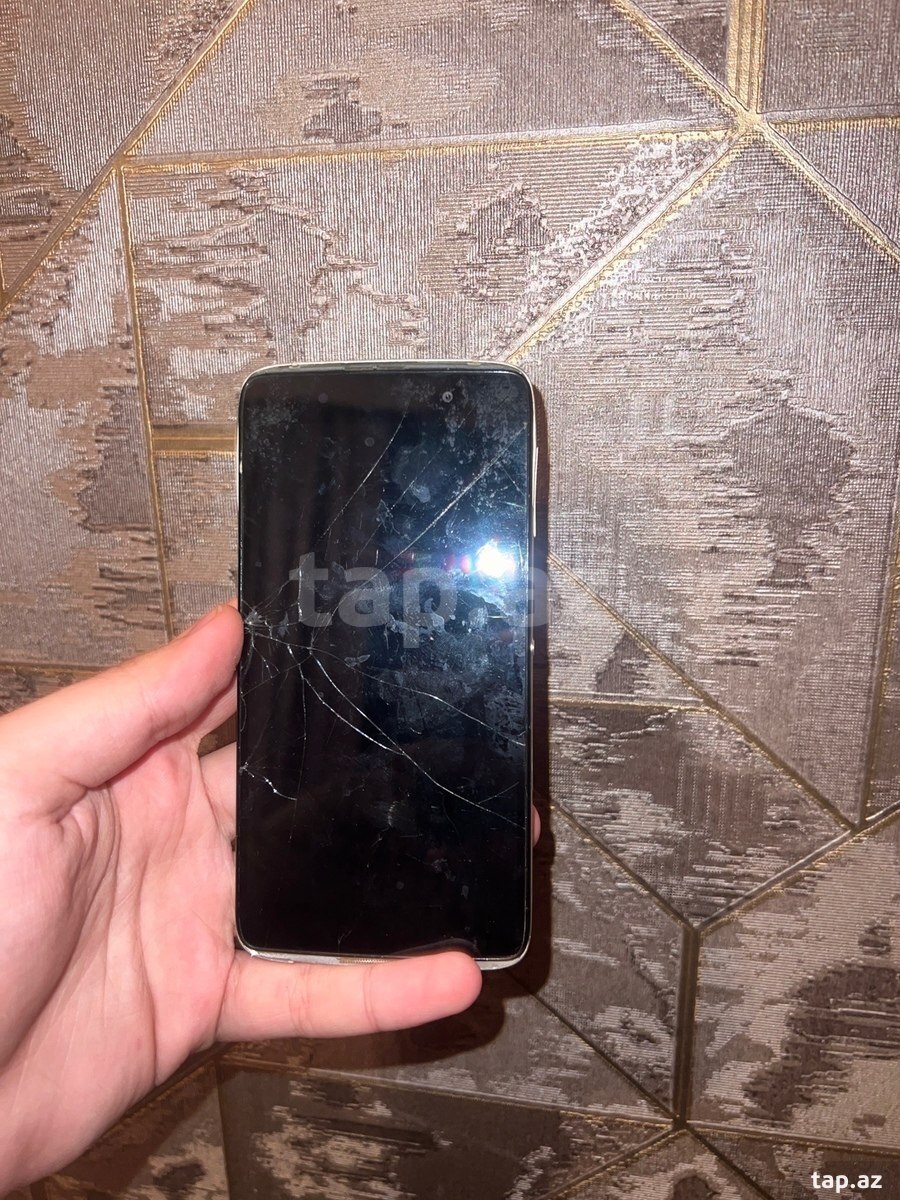 Alcatel Idol 4 Dark Gray 16GB/2GB (2)
