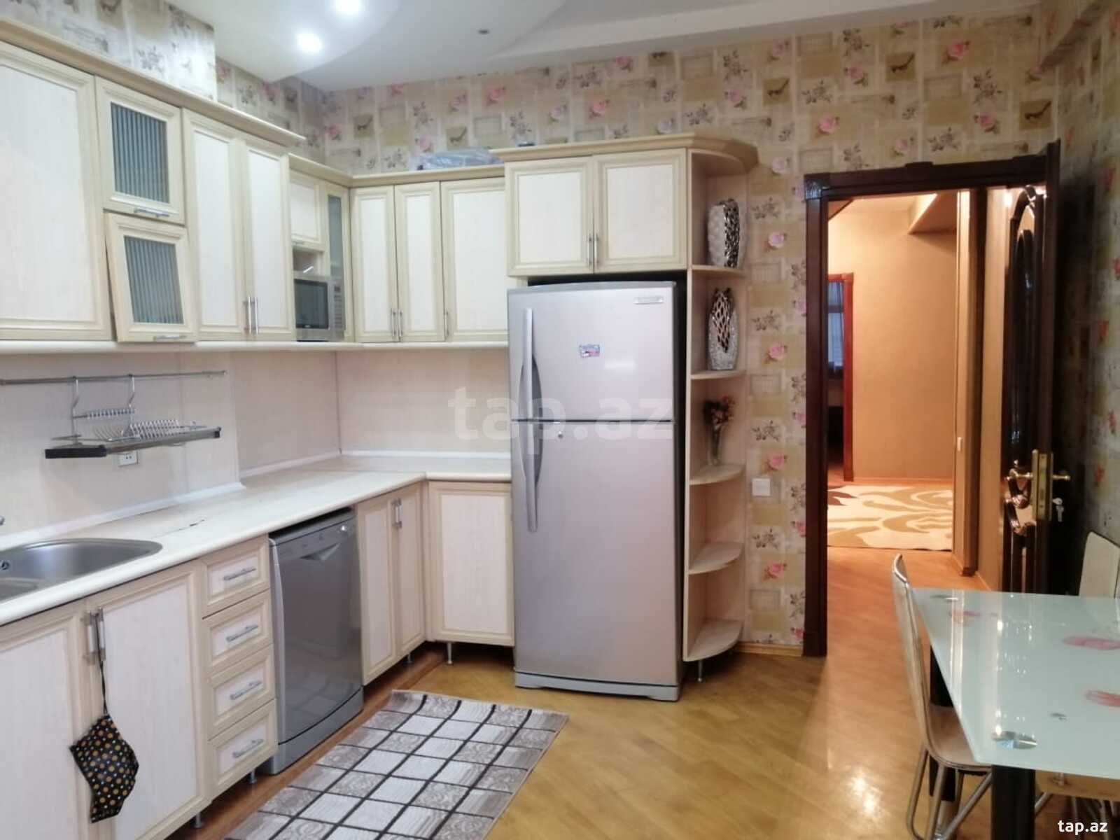 4-otaqlı yeni tikili kirayə verilir, 20 Yanvar m., 150 m² (3)