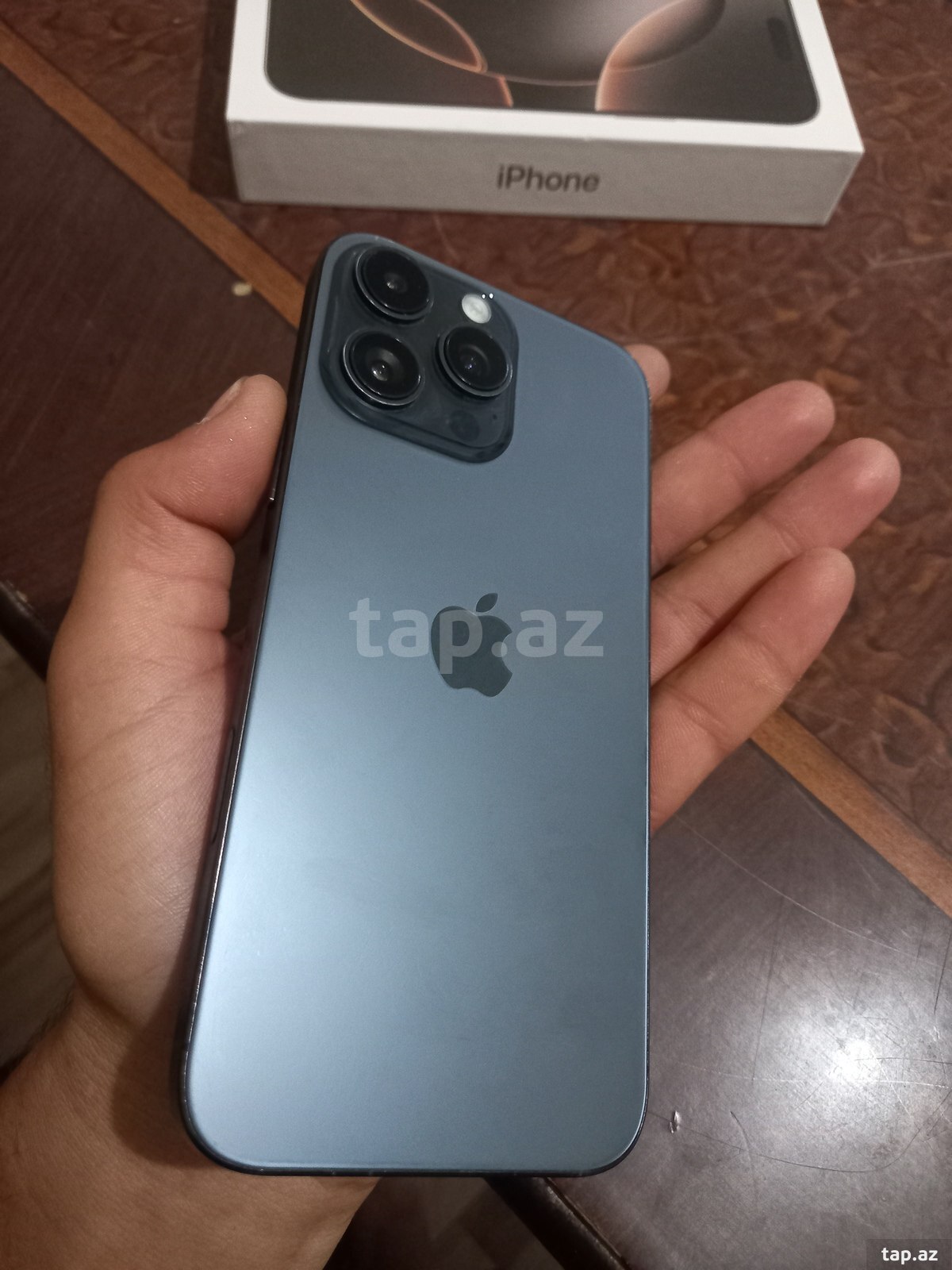 Apple iPhone 16 Pro Max Black Titanium 256GB/8GB (3)
