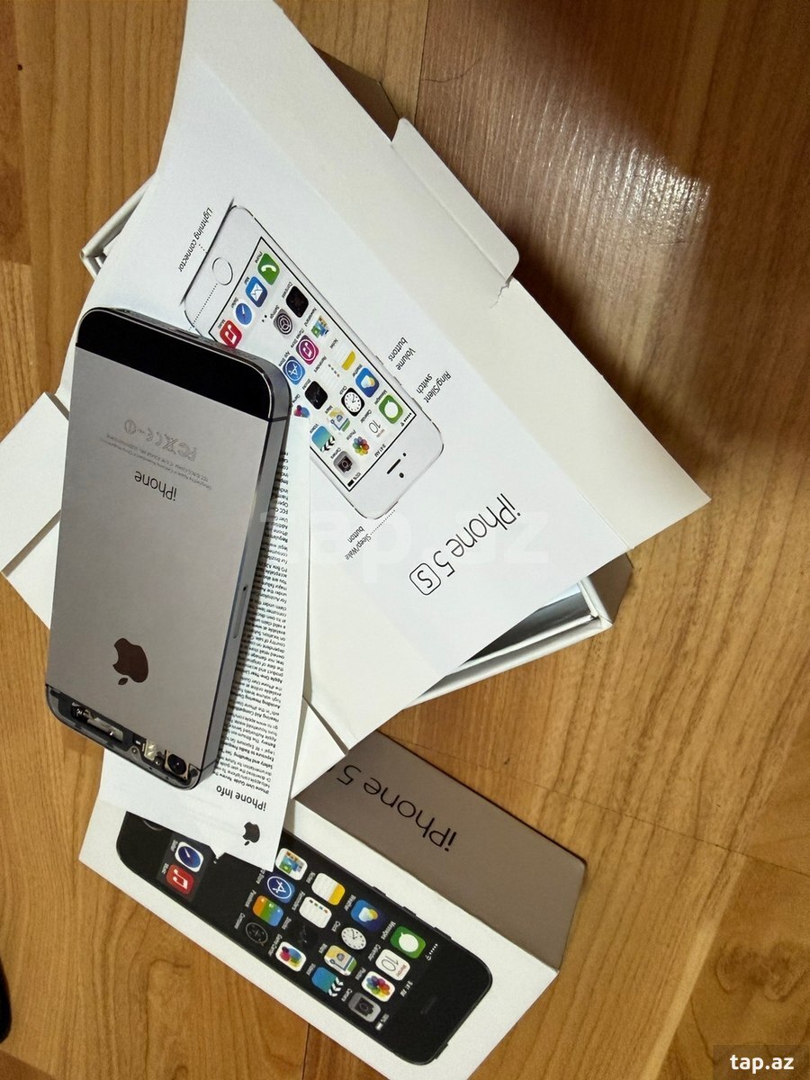 Apple iPhone 5S Space Gray 32GB (3)